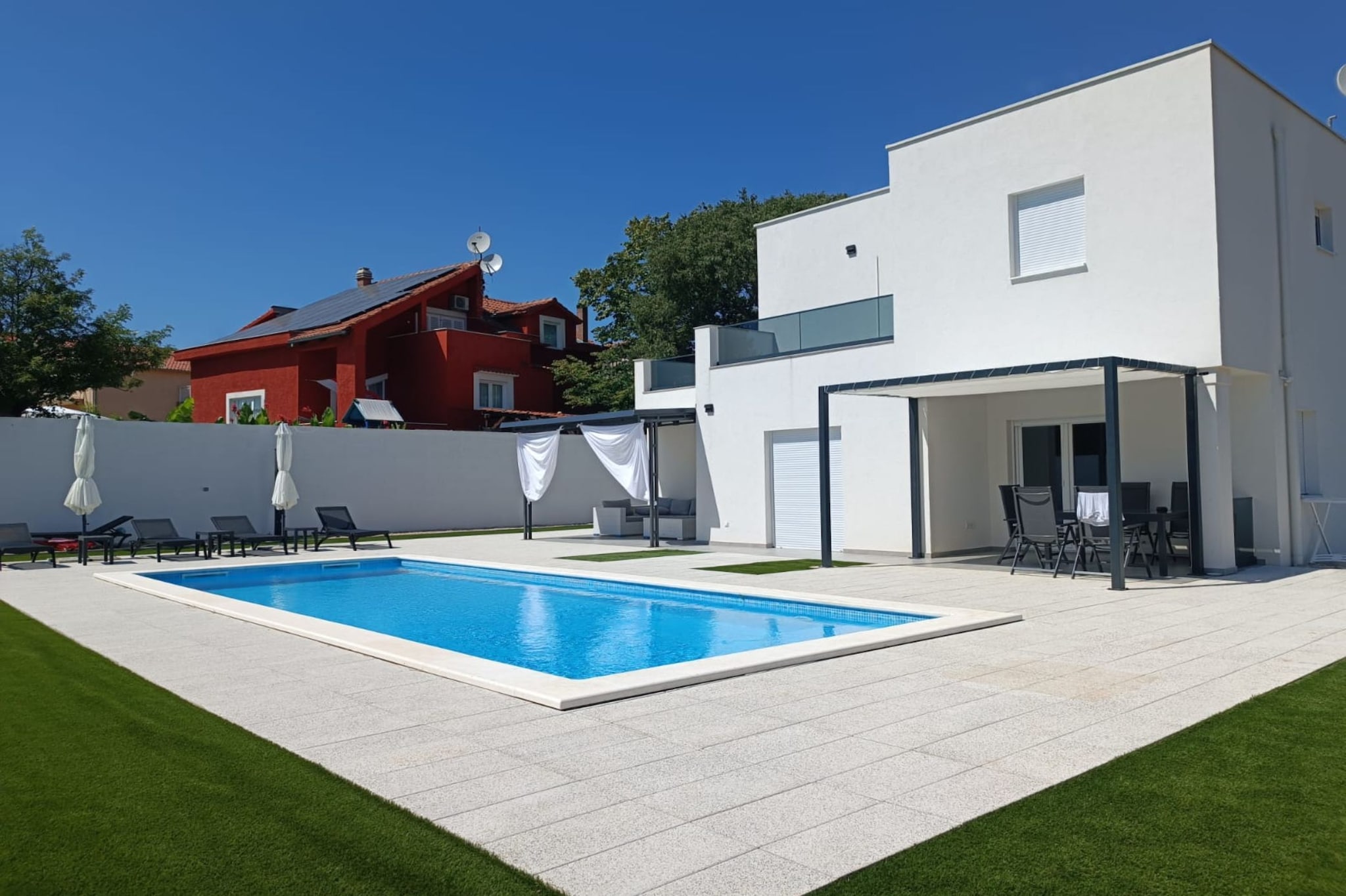 Holiday Home Iva - Three Bedroom  Holiday Home-Zwembad