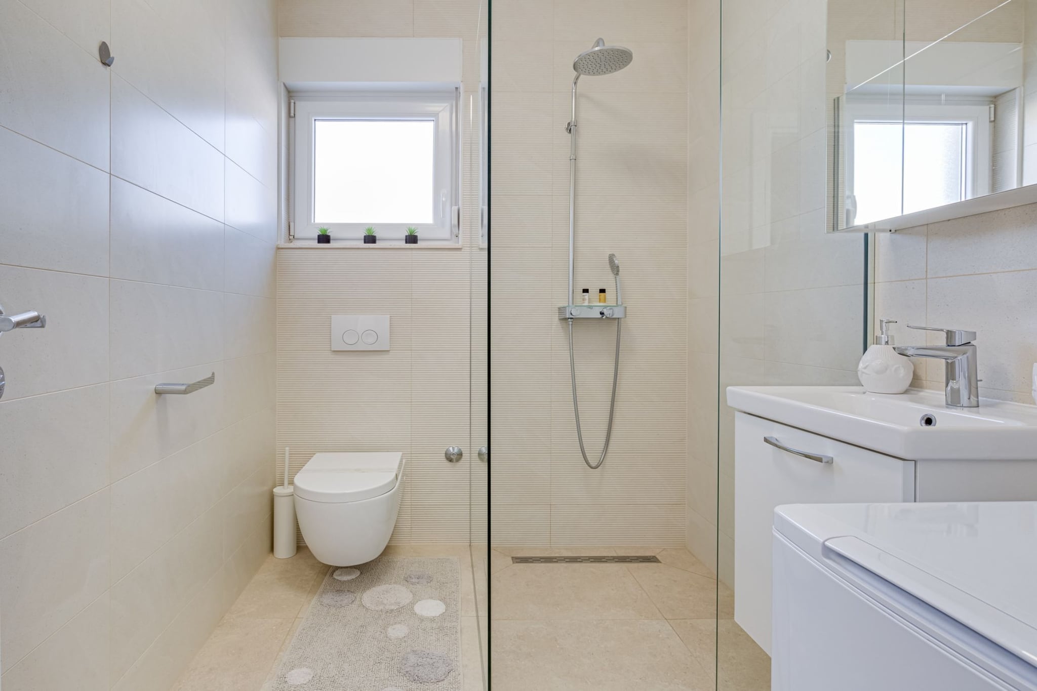 Exclusive Vodice Apartments - Two Bedroom Apartment with Sea View A3-Salle de bain
