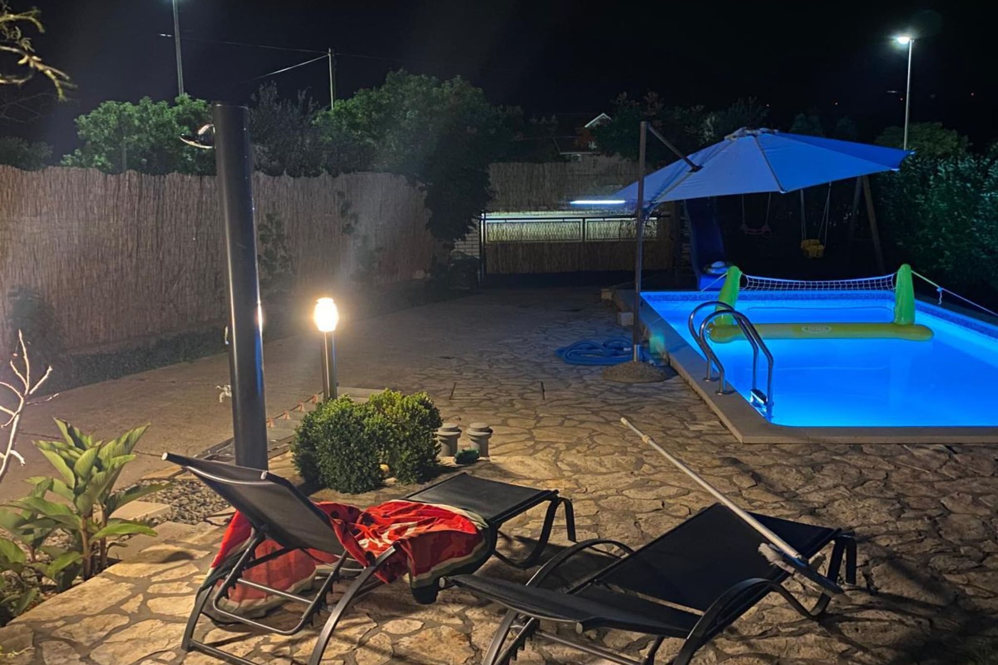 Holiday Home Krnić-Schwimmbad