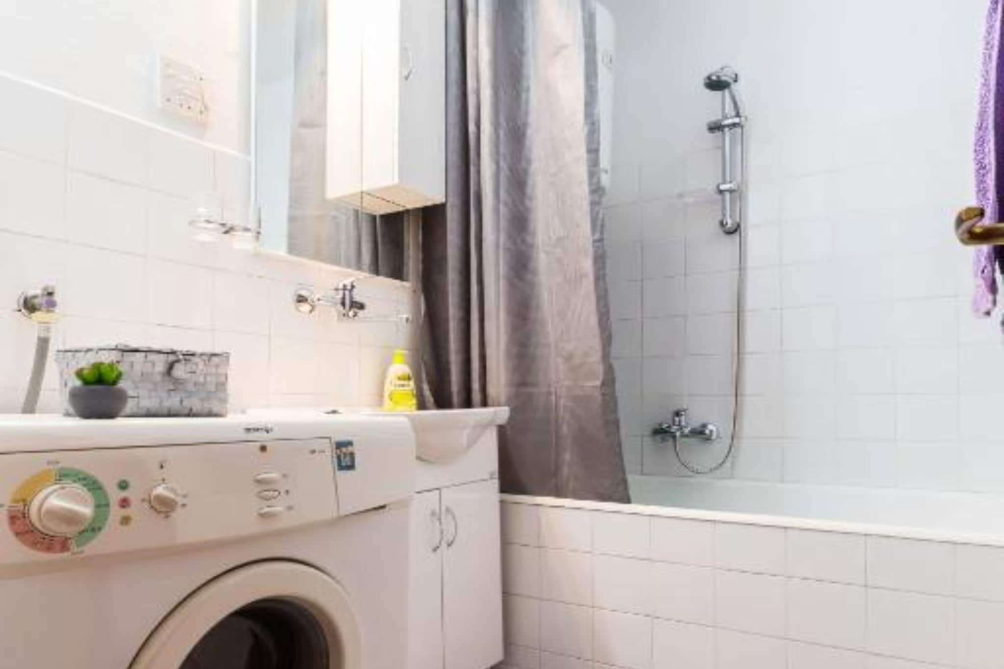 Stylish Two Bedroom Apartment Retreat with Balcony in Zadar Two Bedrooms-Bathroom