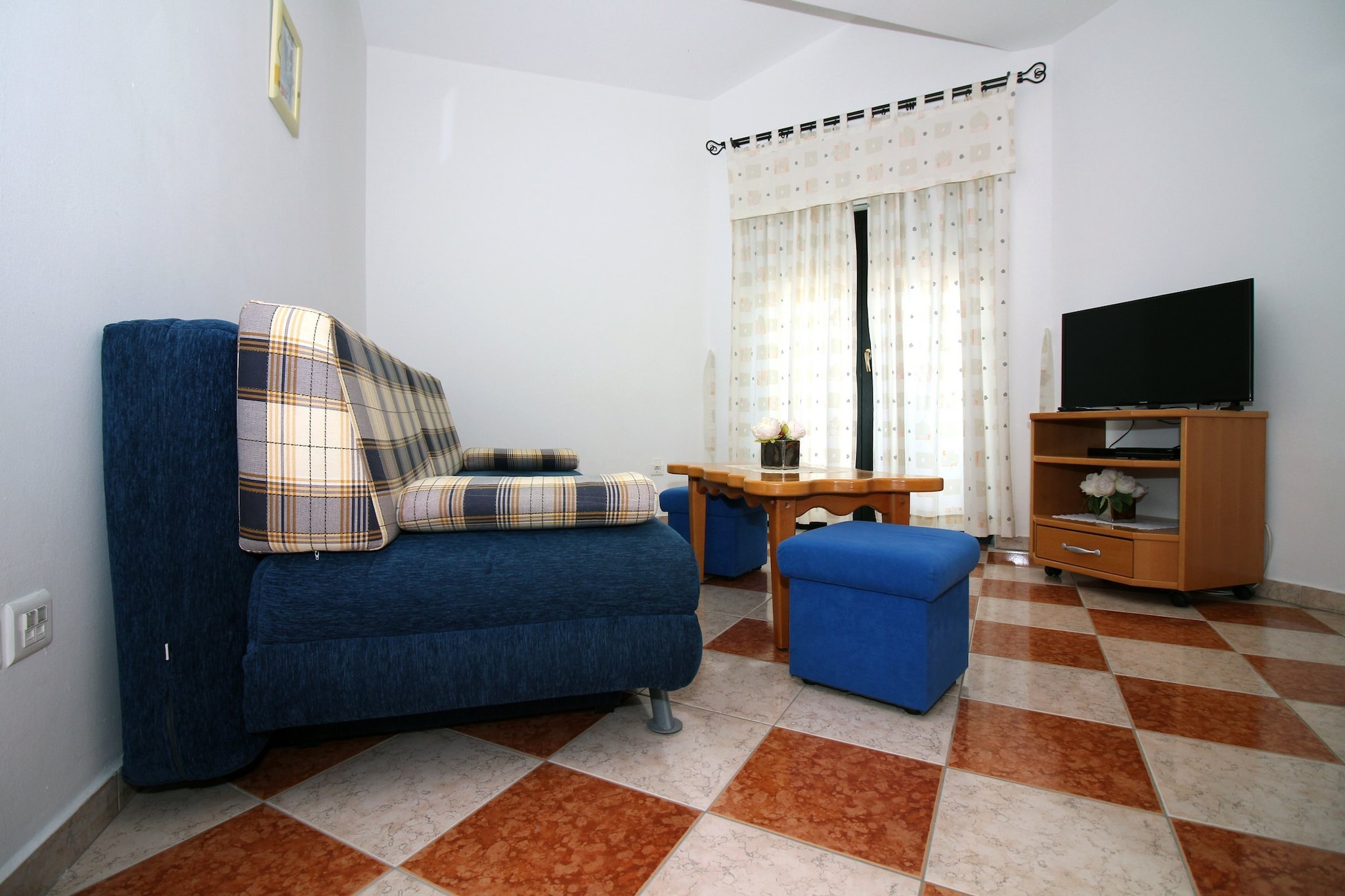 Zadar Coastal Haven - One Bedroom Apartment With Sea View-Wohnzimmer