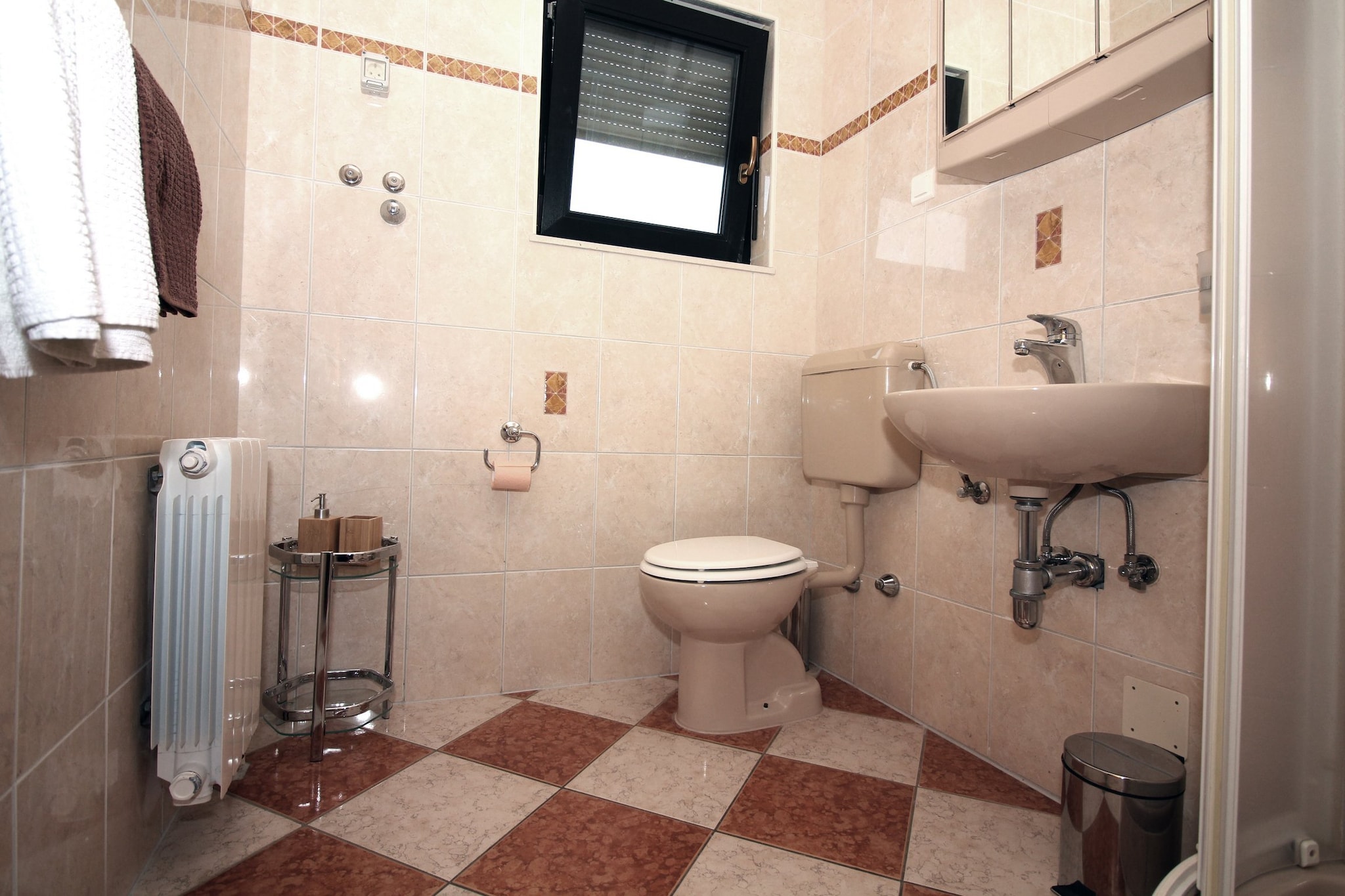 Zadar Coastal Haven - One Bedroom Apartment With Sea View-Badezimmer