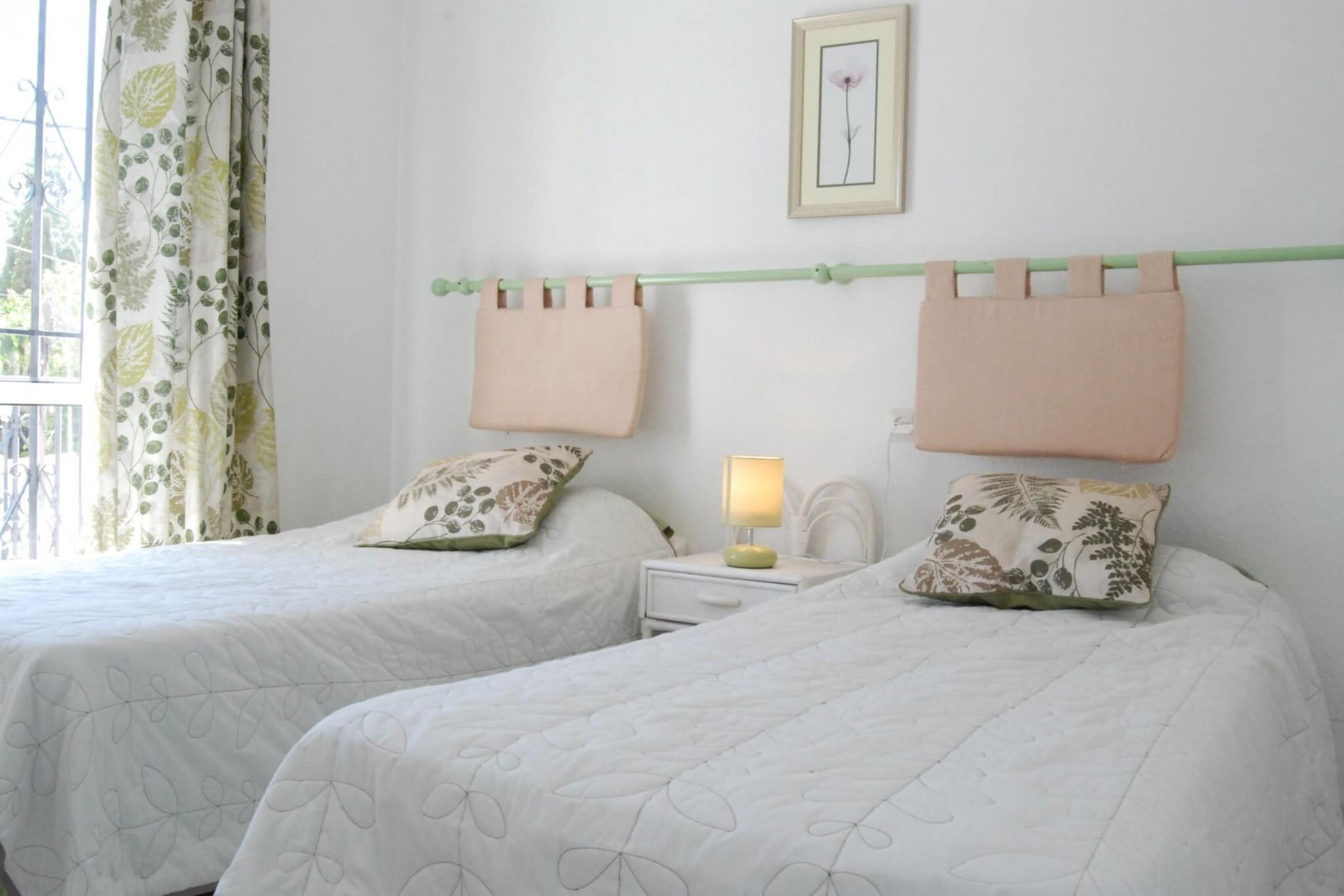 Los Pinos 25 Villas by Casasol