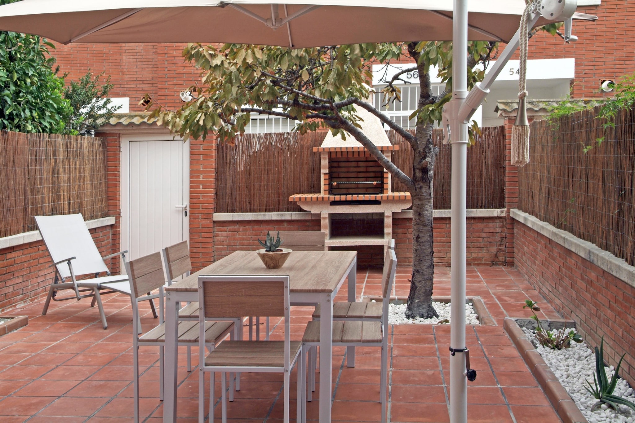 Vivalidays Casa Pinell -Palafolls- Costa Barcelona-Balcon-terrasse