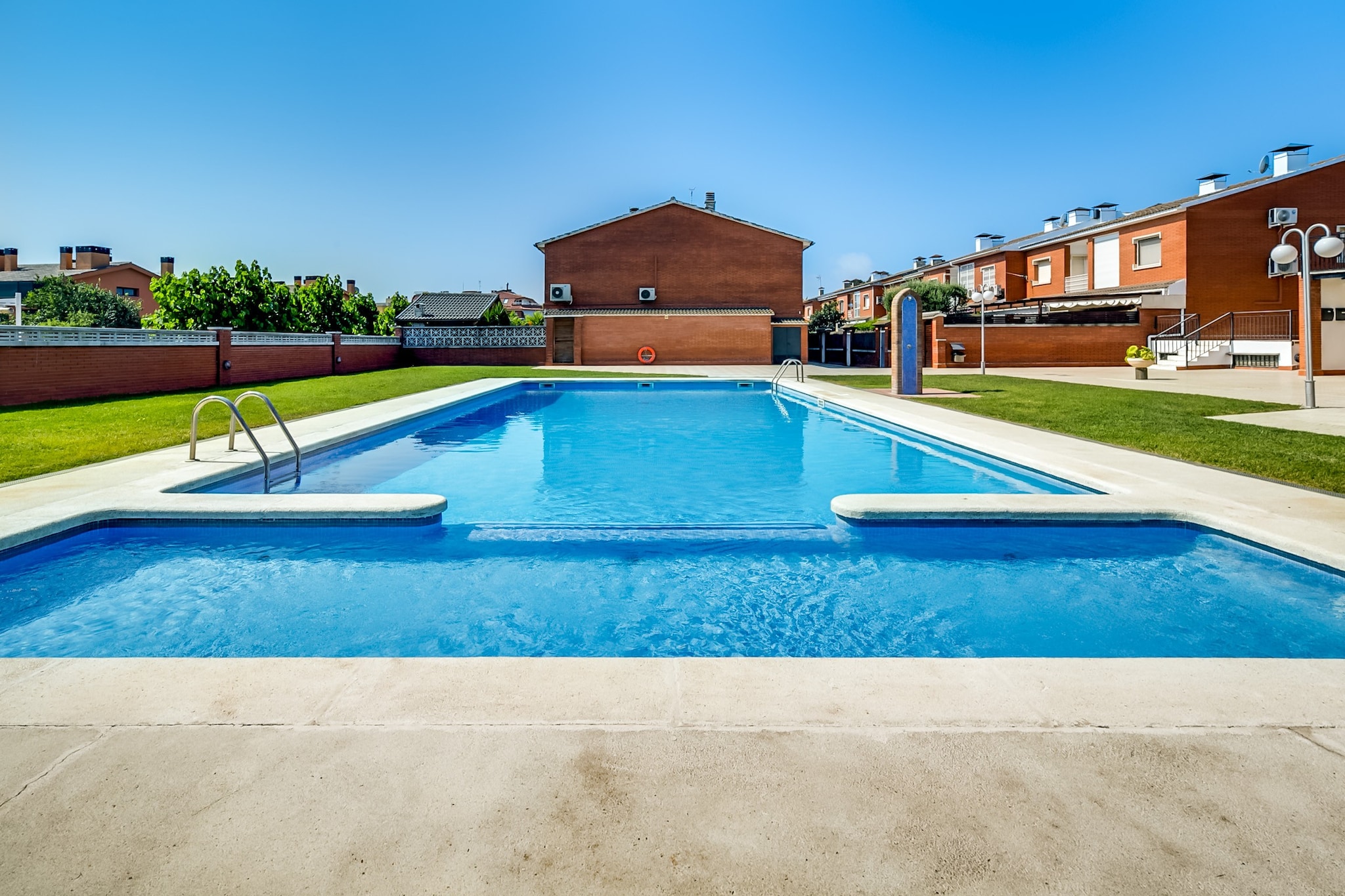 Vivalidays Casa Pinell -Palafolls- Costa Barcelona-Piscine