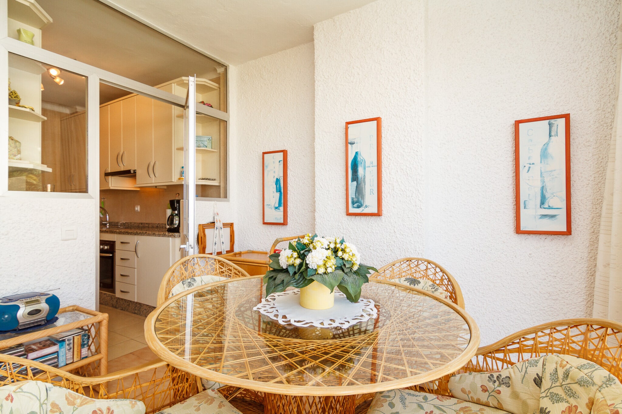 Carabeo 22 Apartment by Casasol-Dining room