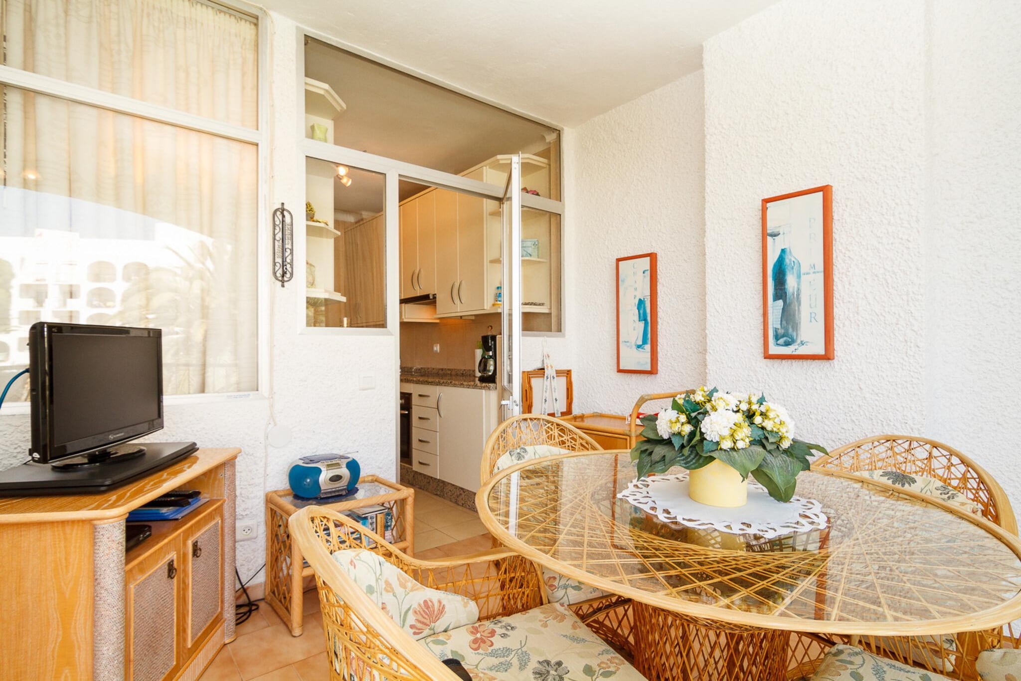 Carabeo 22 Apartment by Casasol-Dining room