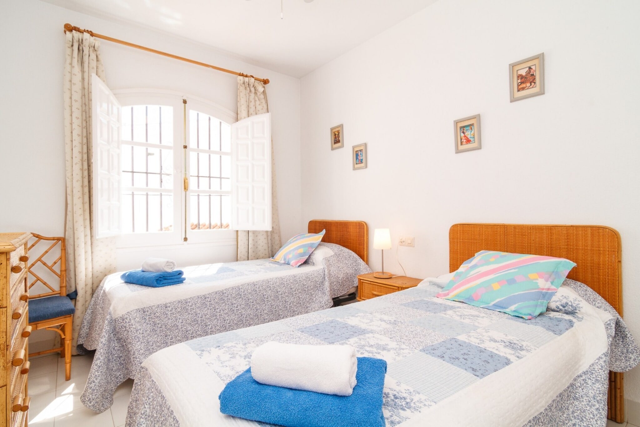 Los Pinos 23 Villas by Casasol-Chambre