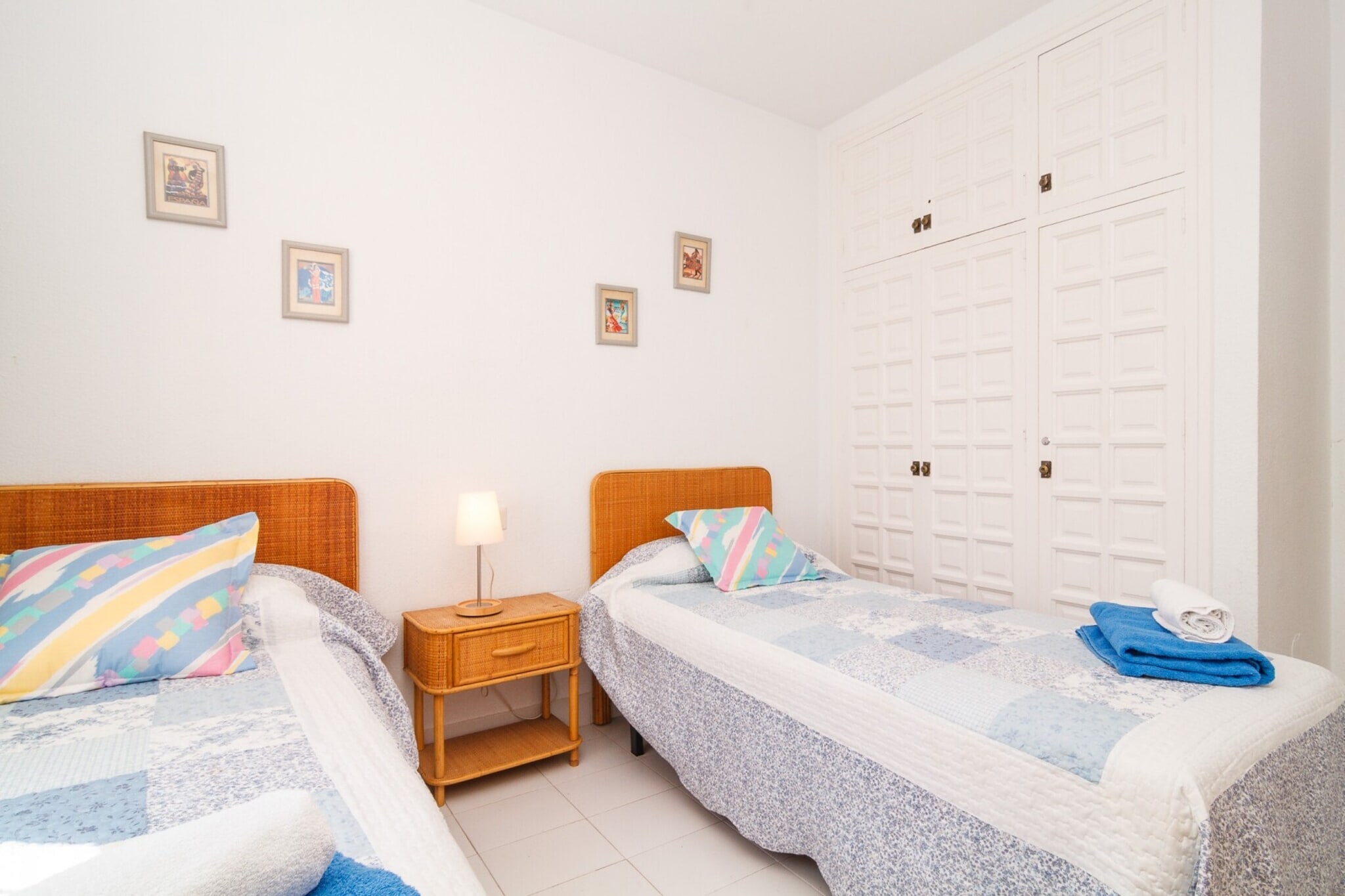 Los Pinos 23 Villas by Casasol-Chambre