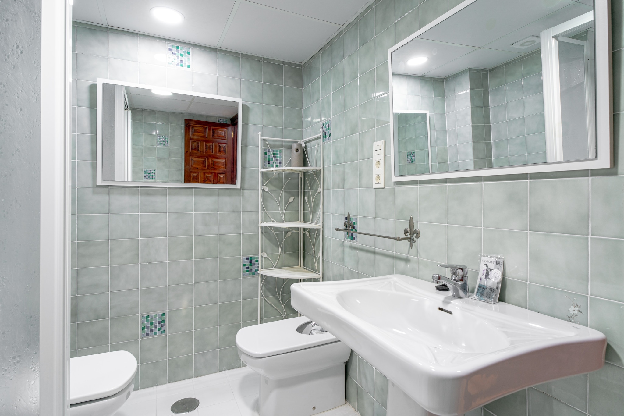 Carabeo II 5 Apartment by Casasol-Salle de bain