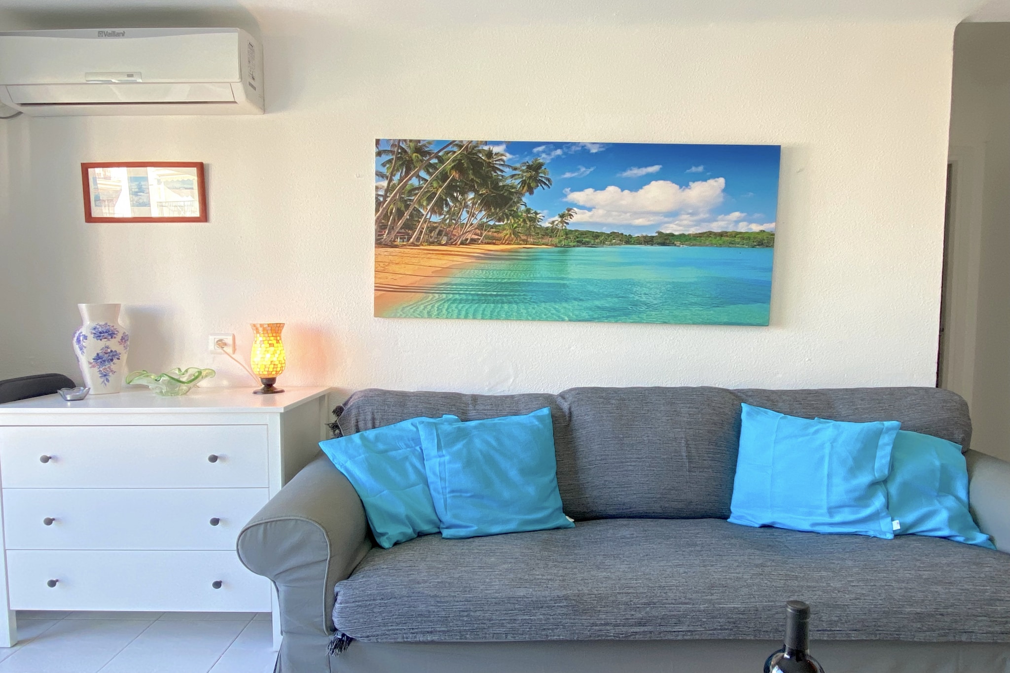 Coronado 116 Apartment by Casasol-Salon