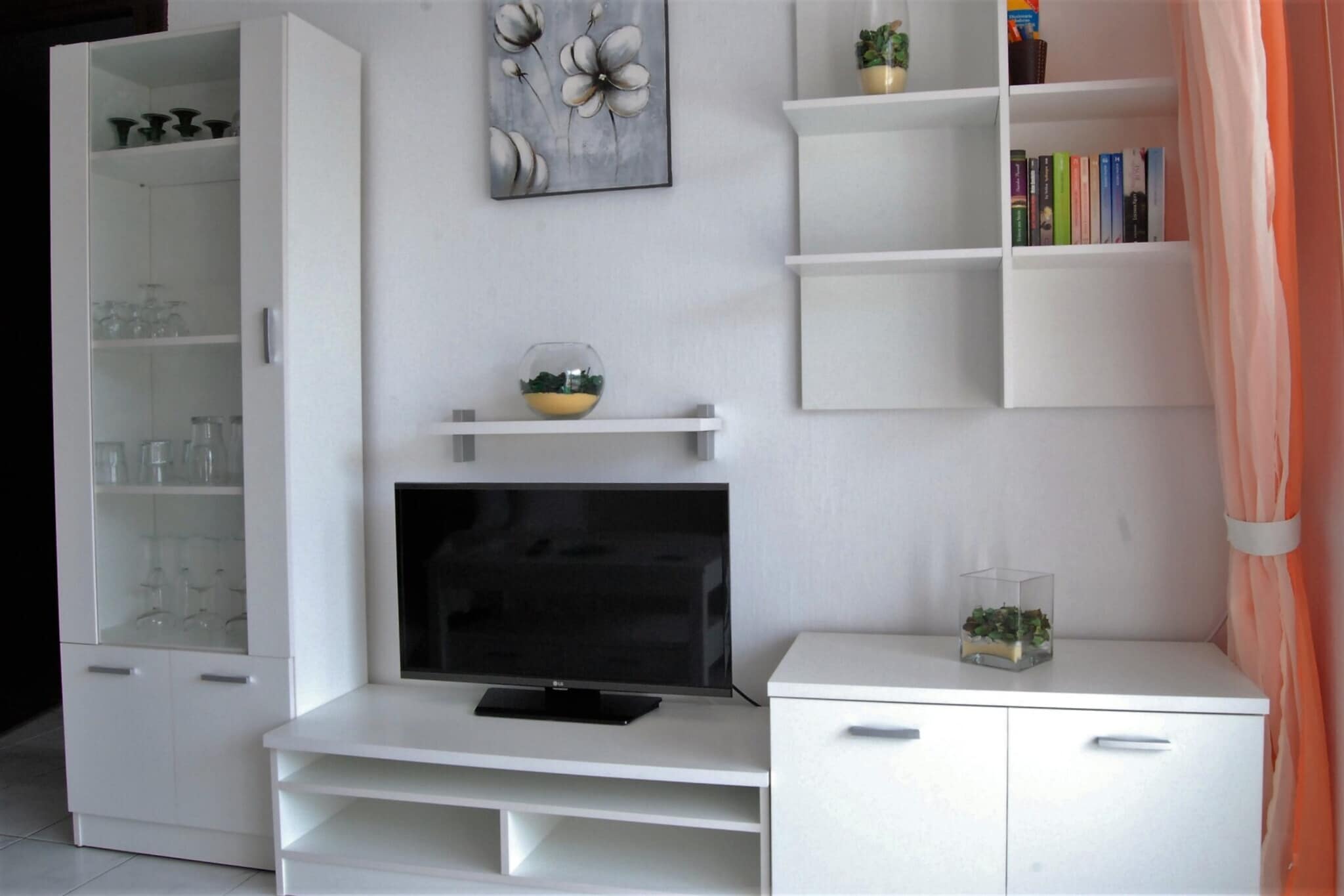 Corona 204 Apartment by Casasol-Salon