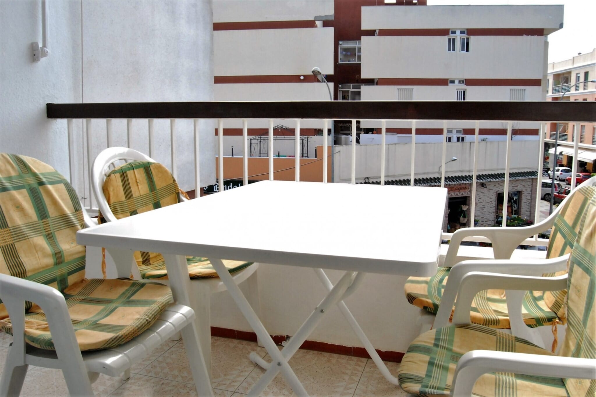 Corona 204 Apartment by Casasol
