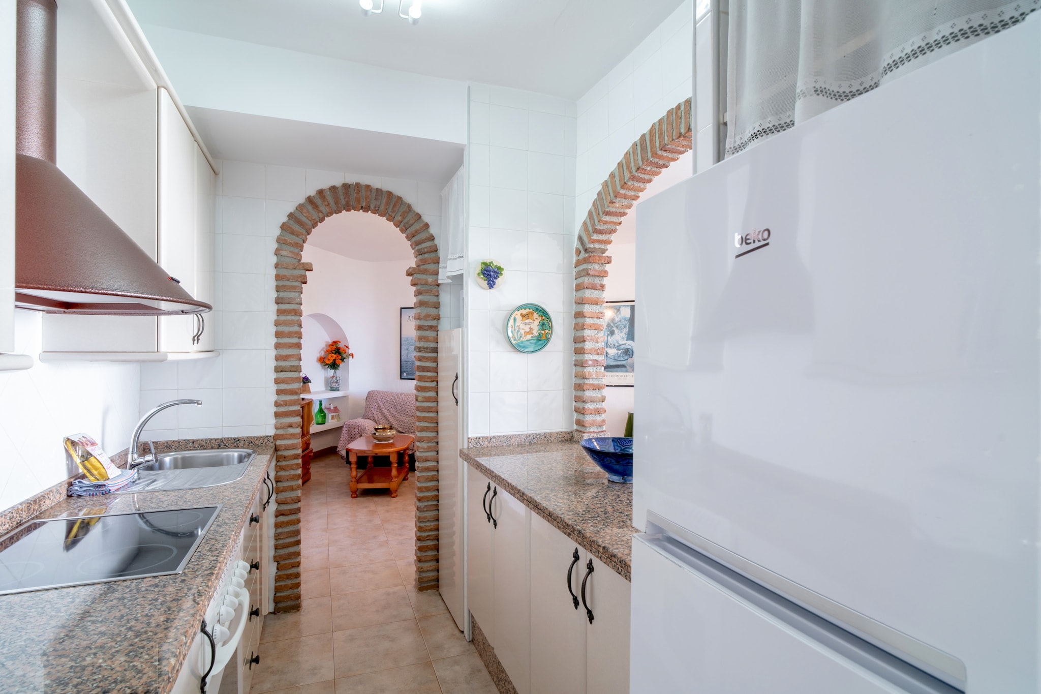 Carabeo 28 Apartment by Casasol-Cuisine