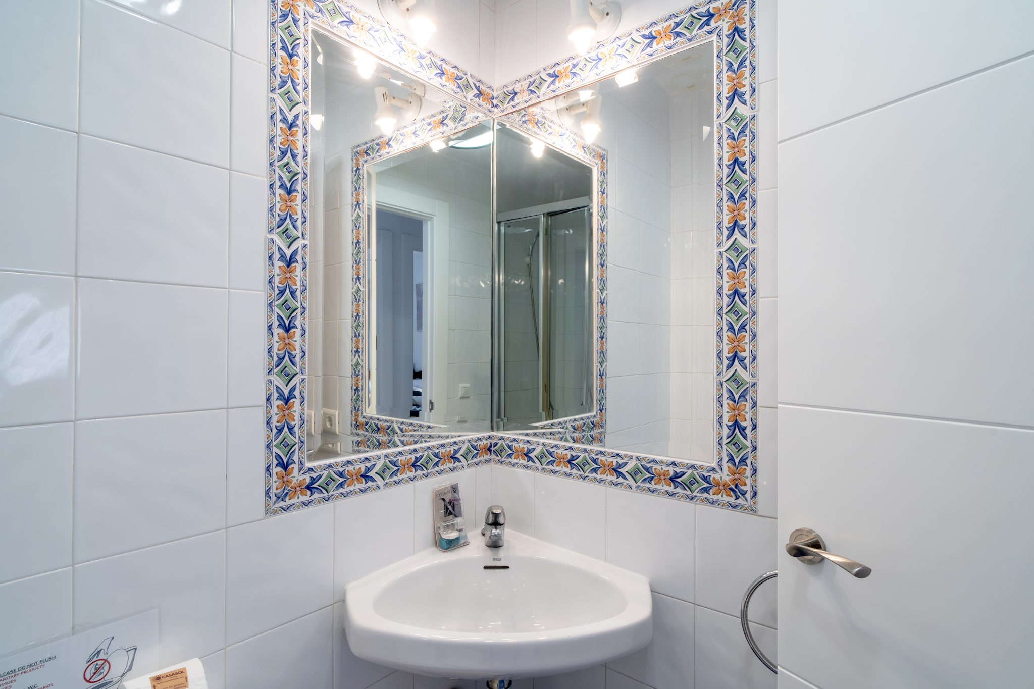 Carabeo 28 Apartment by Casasol-Salle de bain
