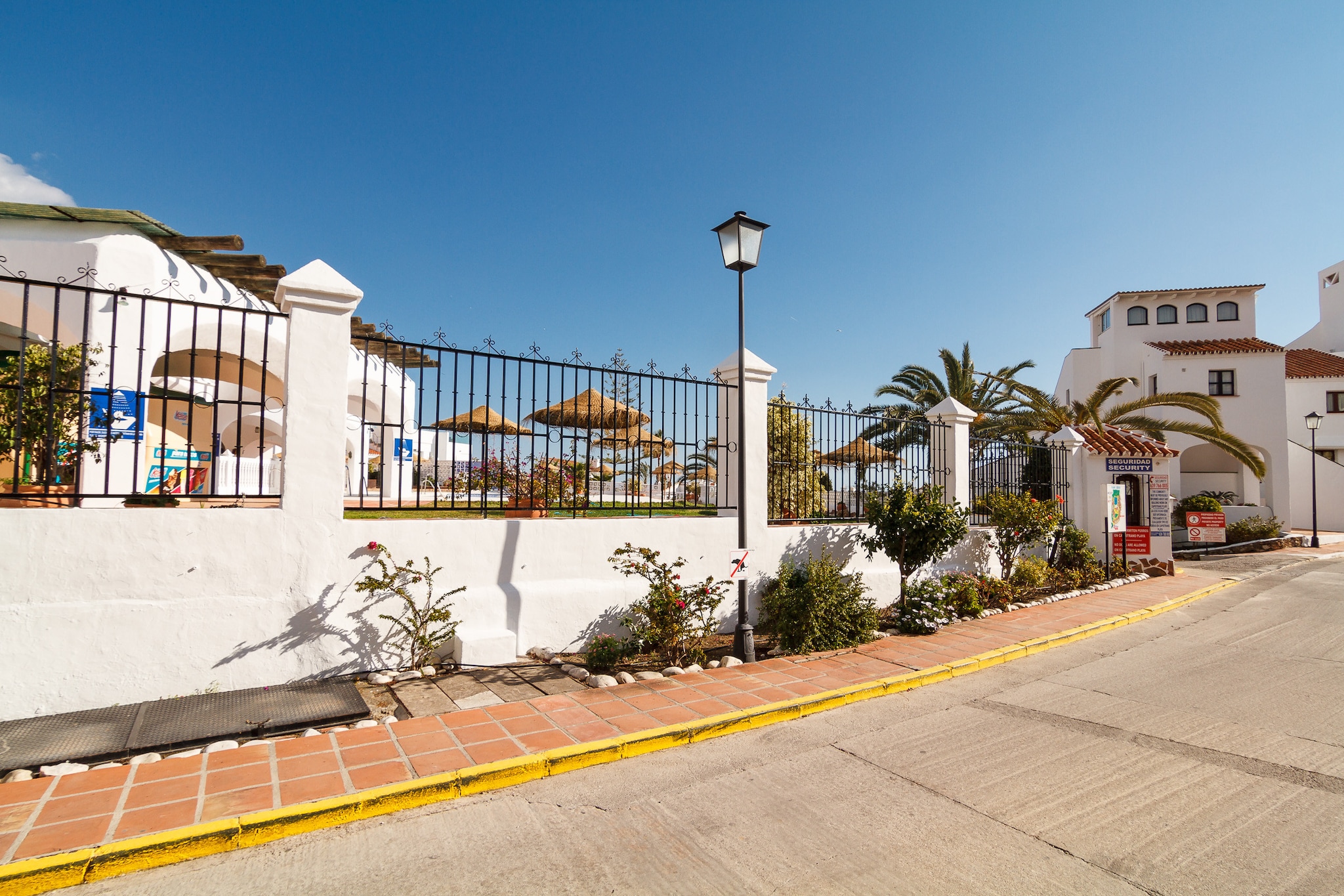 Capistrano Playa 703 by Casasol-Zones d'été à 1 km