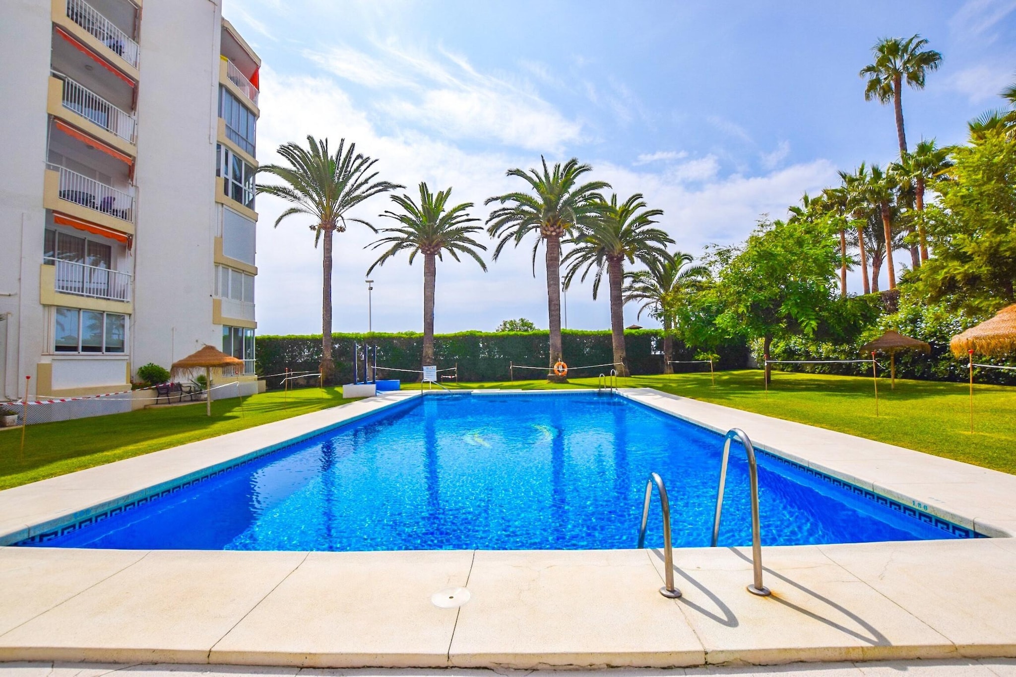 Torresol Torrecilla 315 by Casasol-Schwimmbad