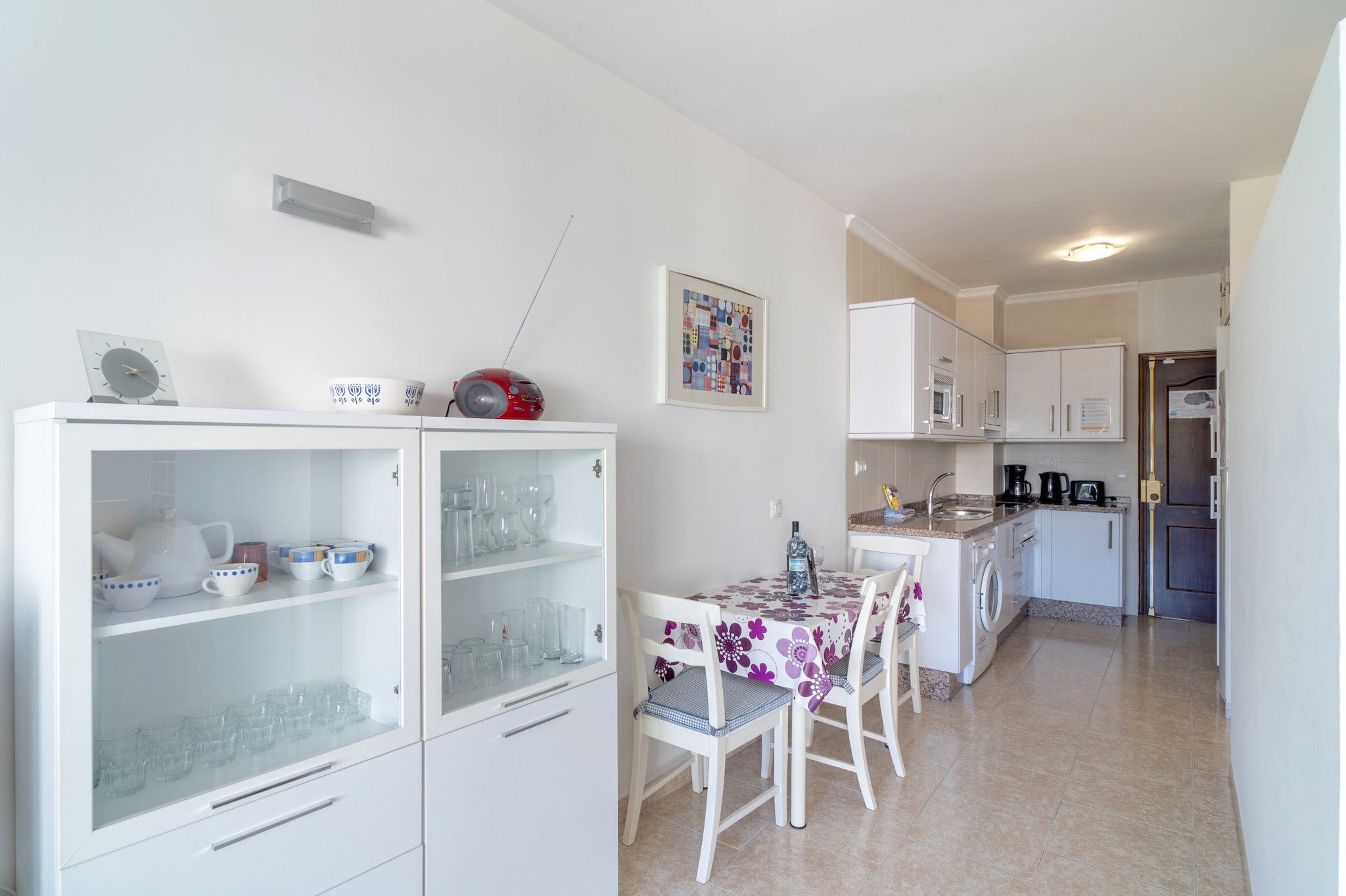 Carabeo 27 Studio by Casasol-Salle à manger