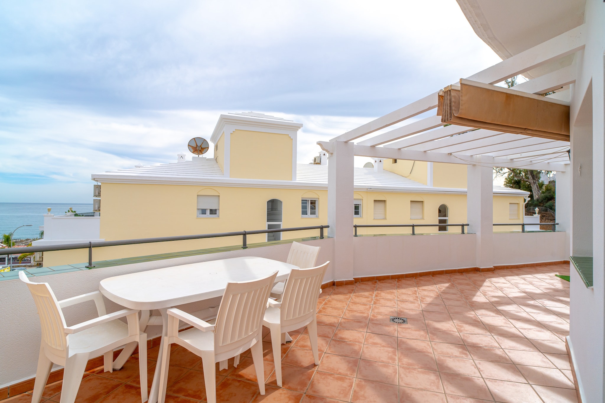 Rubarsal Burriana Beach 2F by Casasol-Terrasse