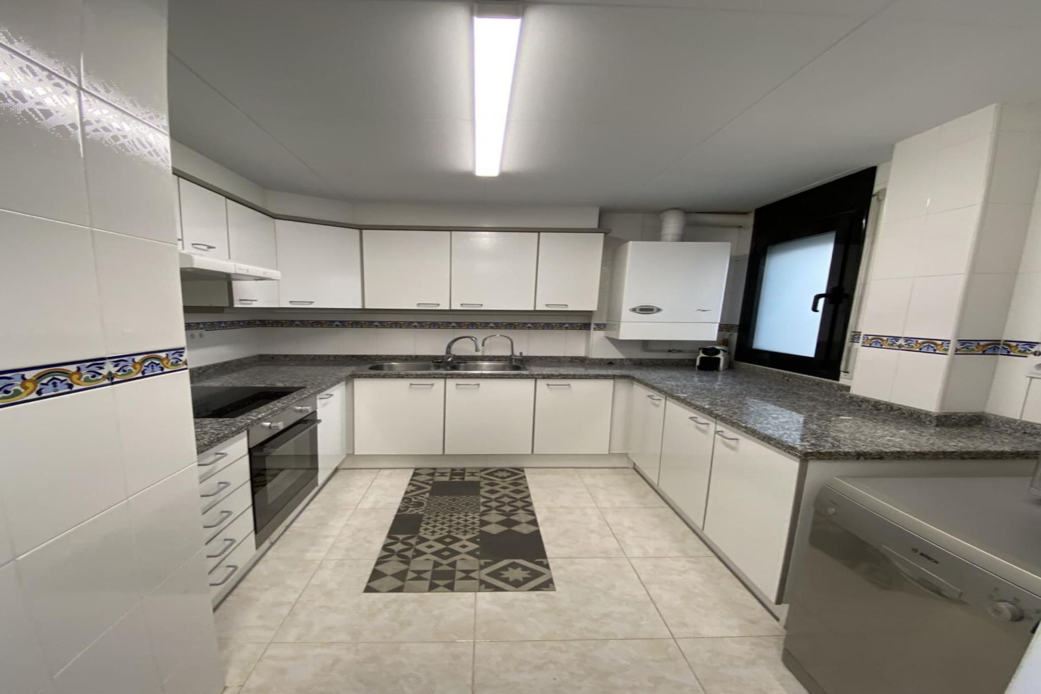 Vivalidays Yolanda - Calella-Cuisine