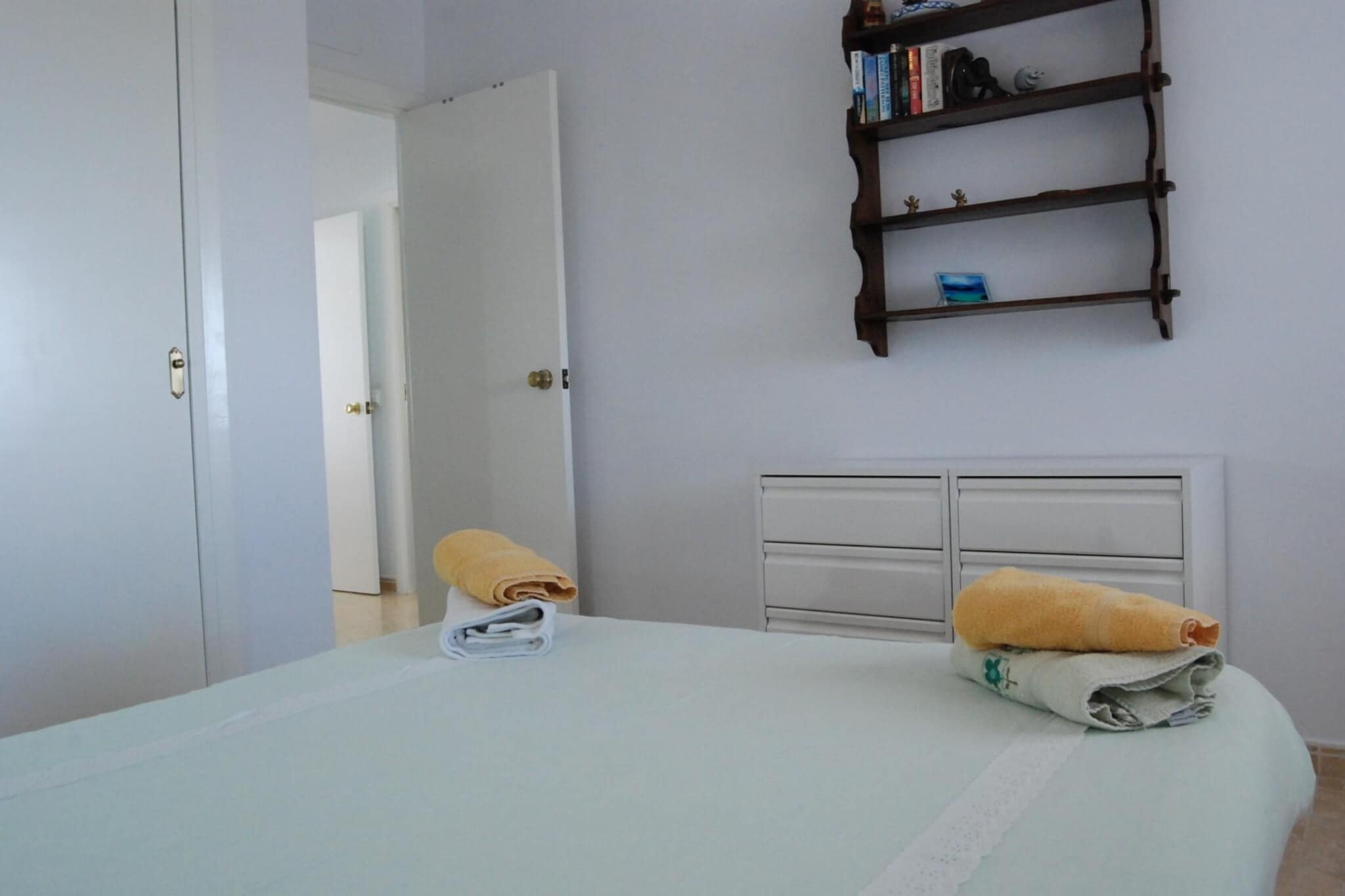 Carabeo 50 Apartment by Casasol-Chambre