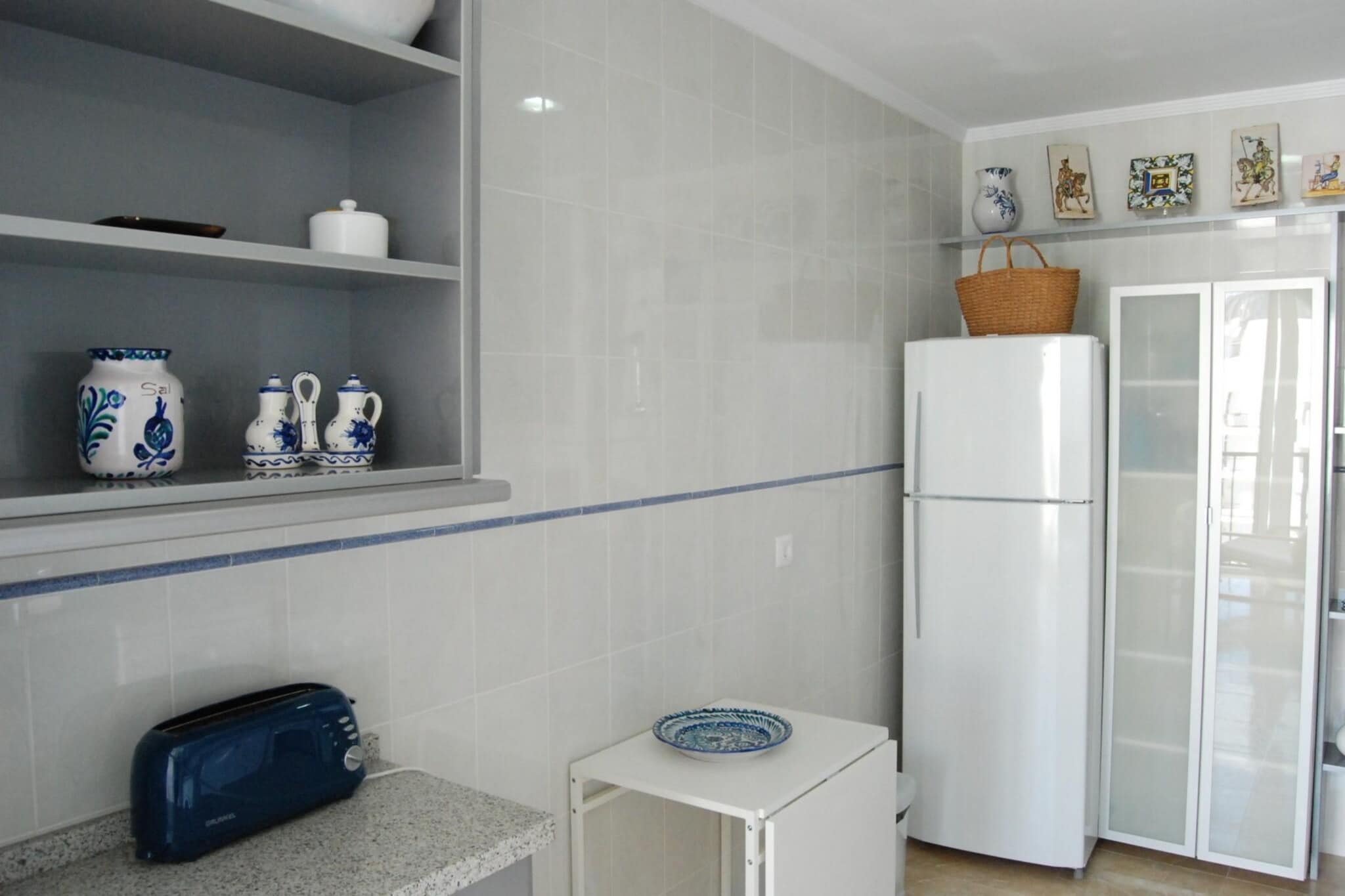 Carabeo 50 Apartment by Casasol-Cuisine