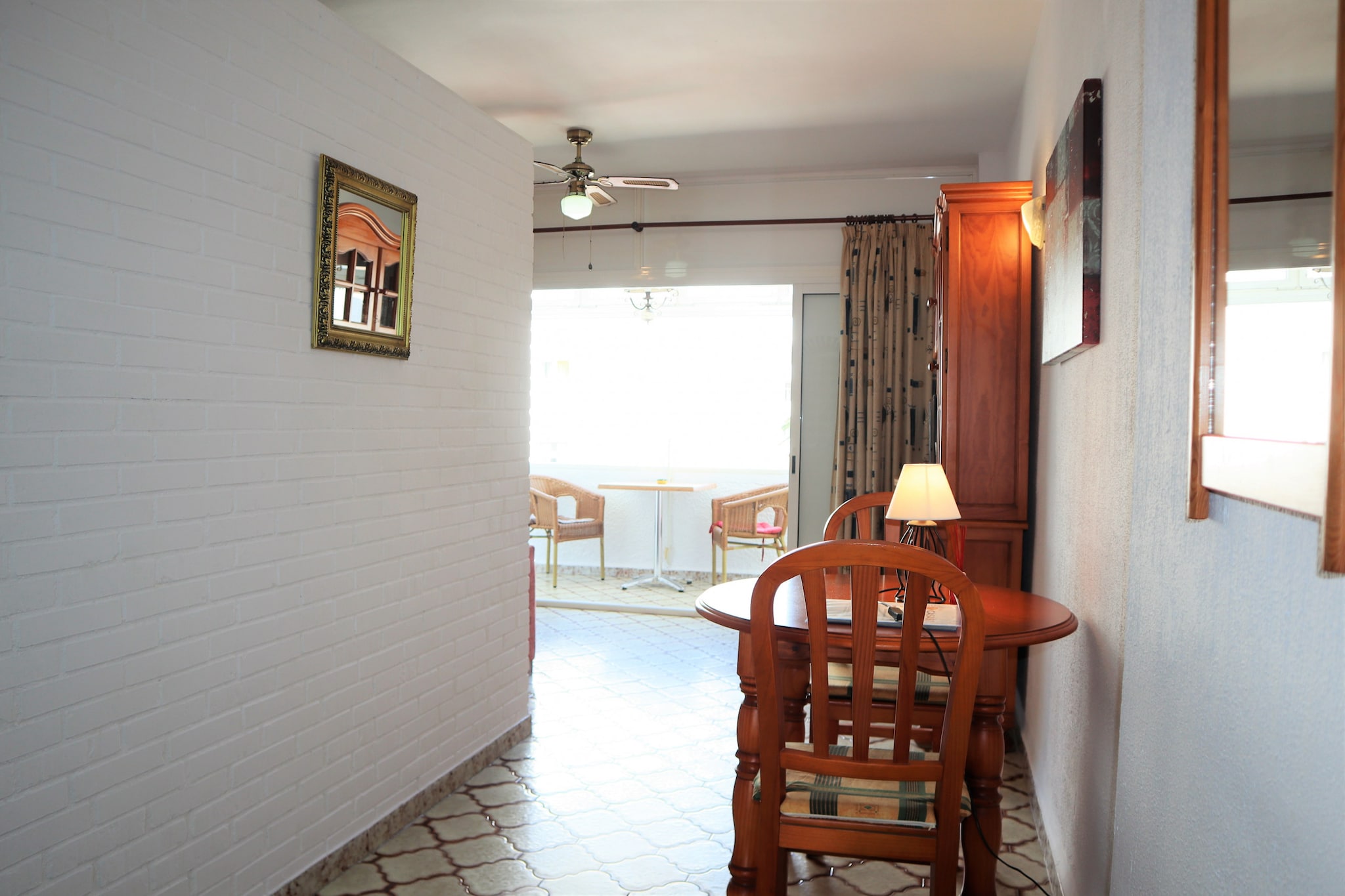 Carabeo 25 Studio by Casasol-Salle à manger