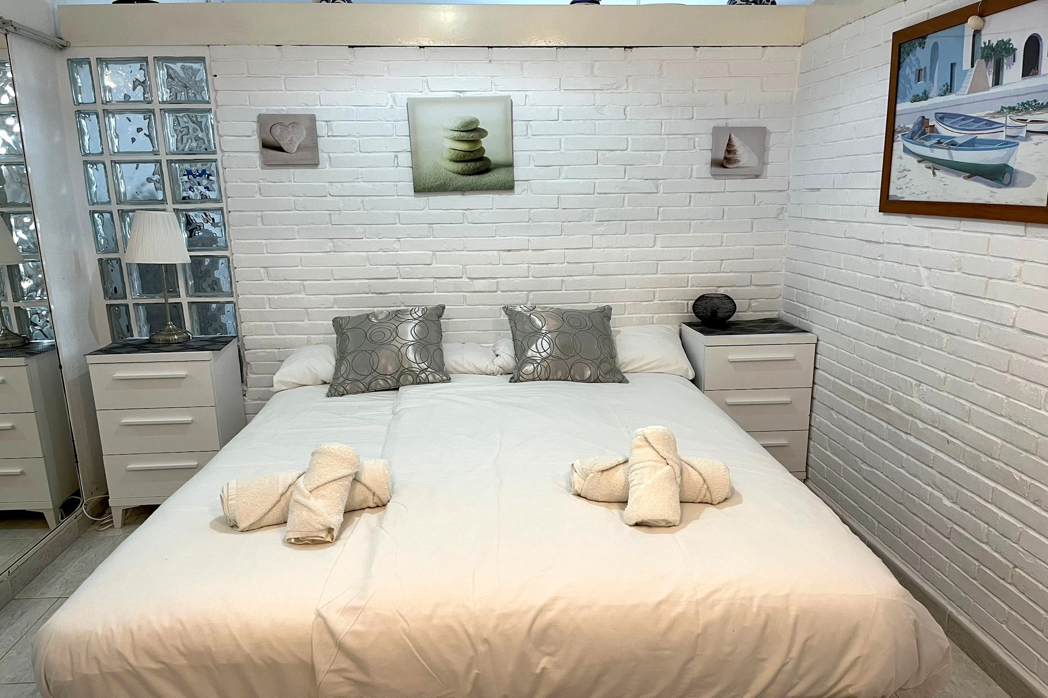 Carabeo 15 Studio by Casasol