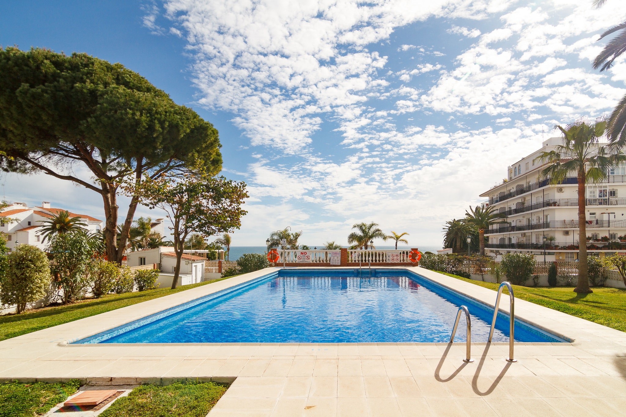 Carabeo 15 Studio by Casasol-Schwimmbad