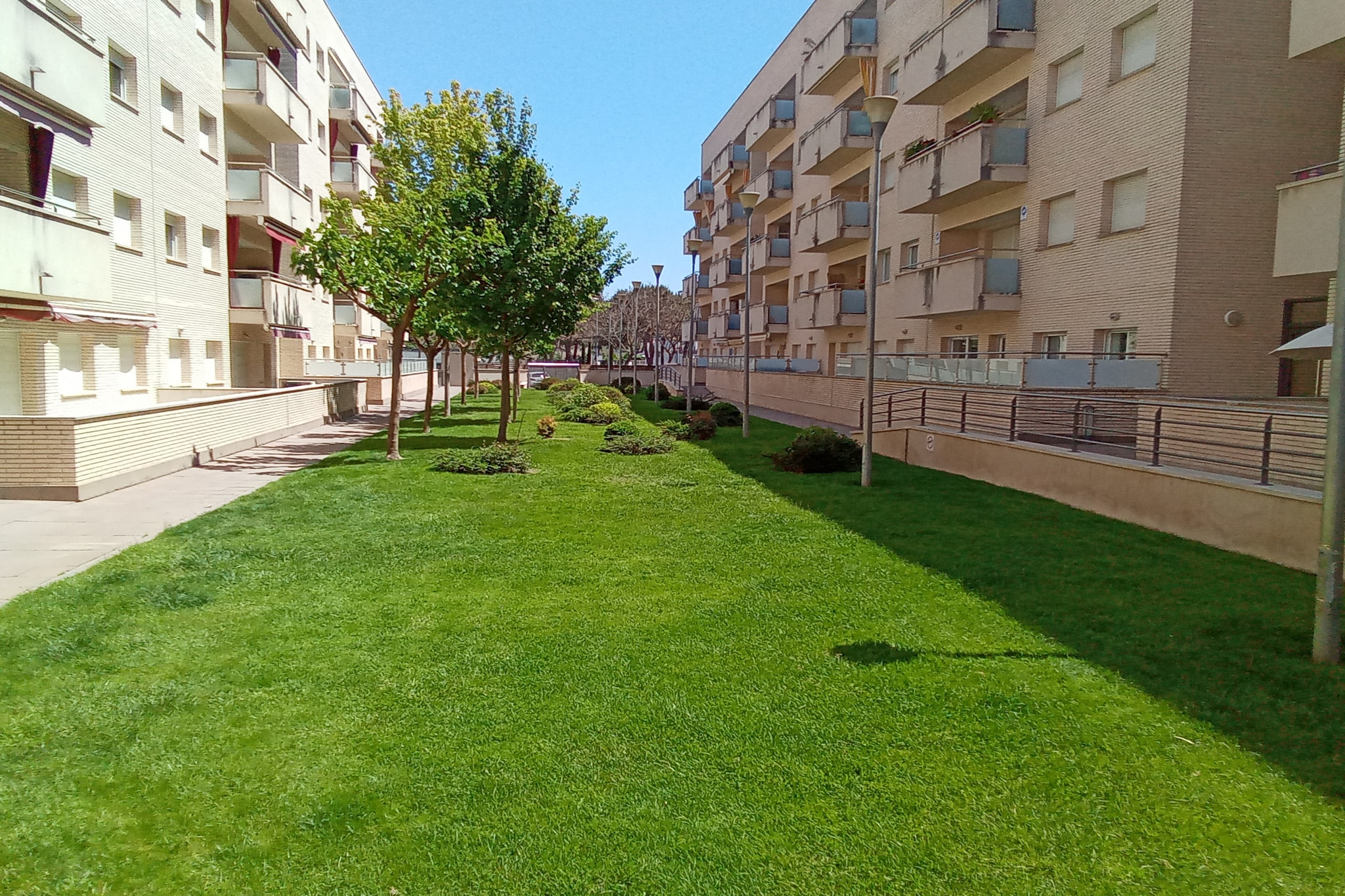 Vivalidays Alicia - Fenals - LLoret de-Gärten Sommer