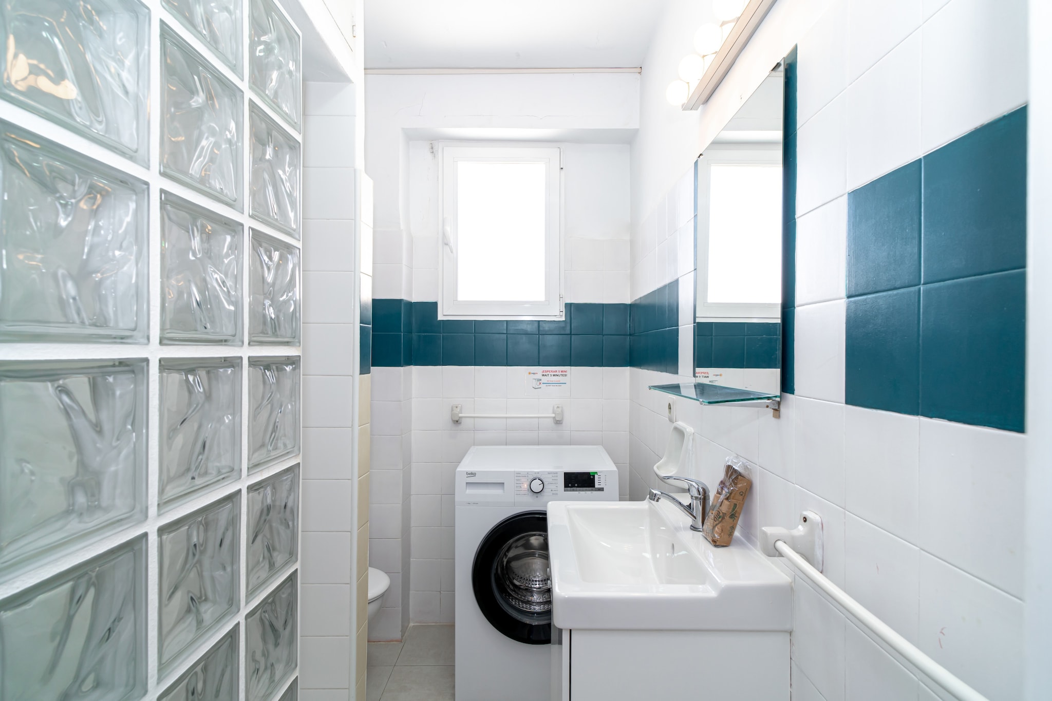 Bahia 49 Apartments by Casasol-Badezimmer
