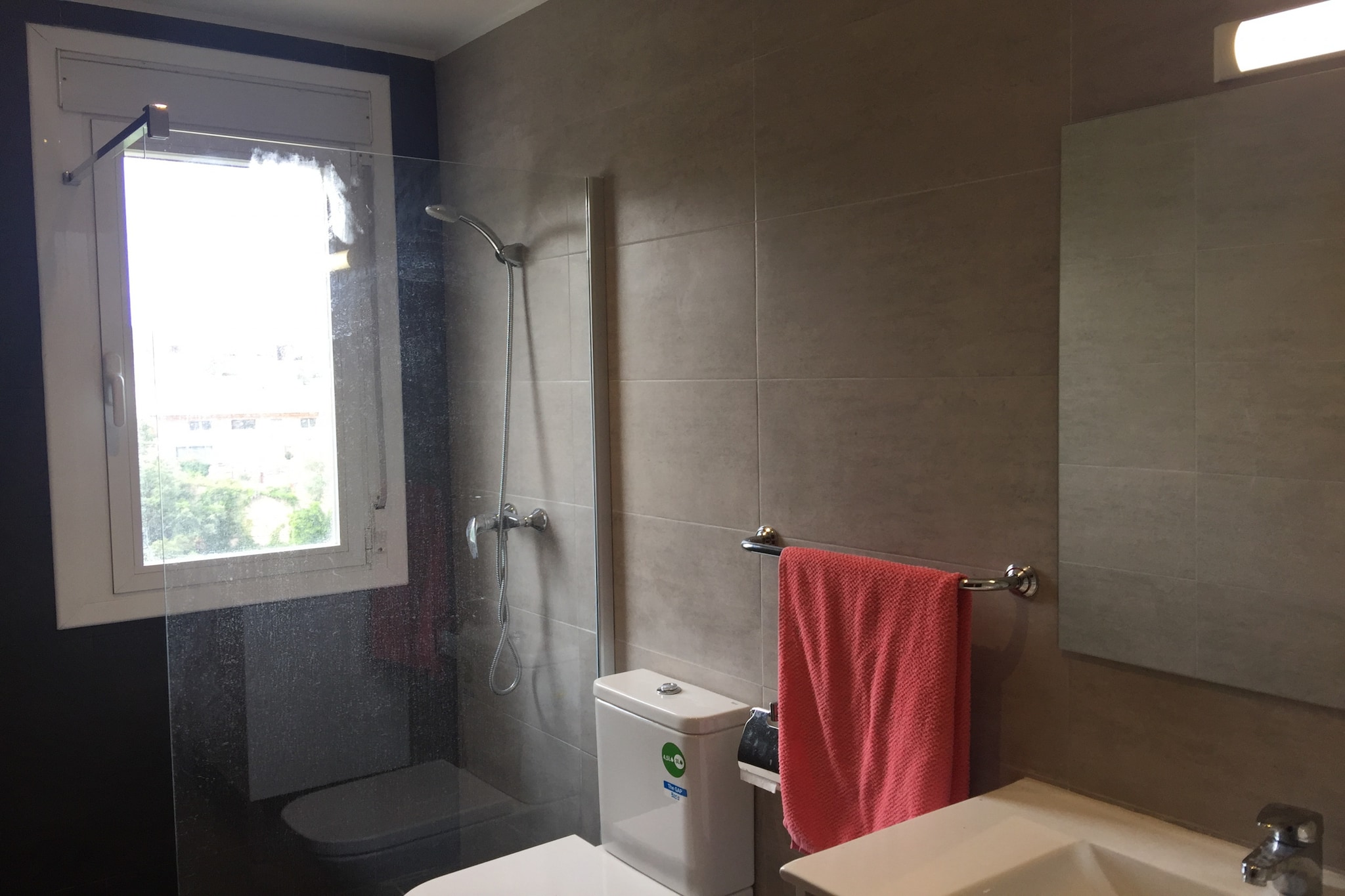 Vivalidays Villa Genis-Salle de bain