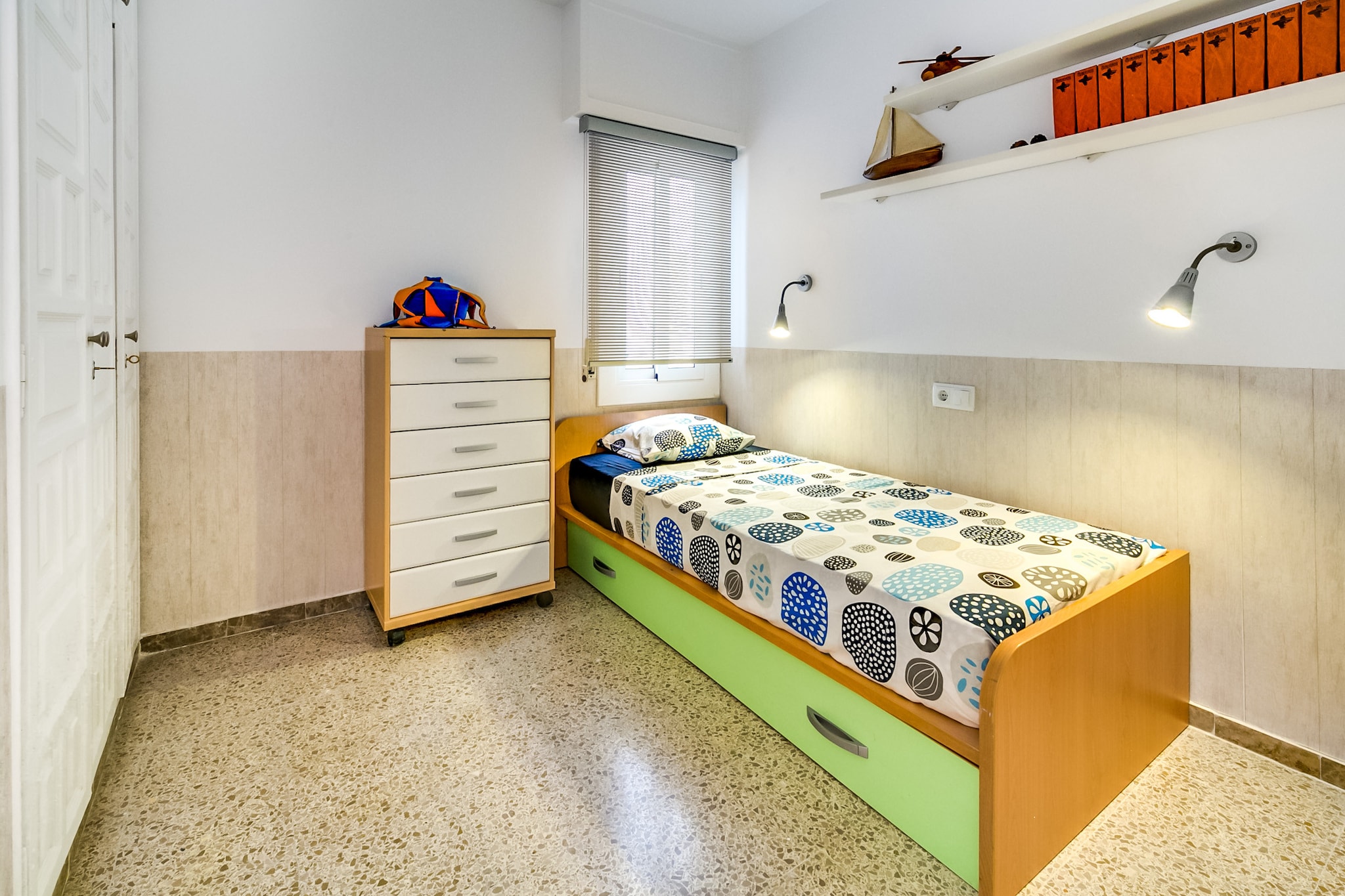 Vivalidays Es Blau -Blanes- Costa Brava-Schlafzimmer