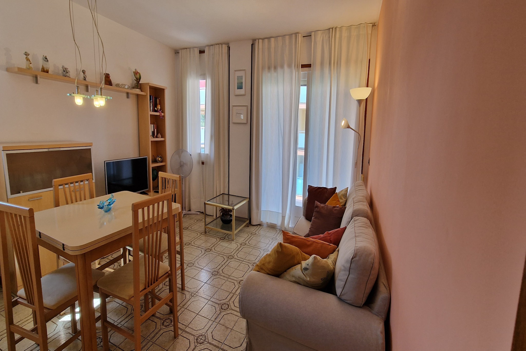 Vivalidays Luis - Santa Susanna-Salle à manger