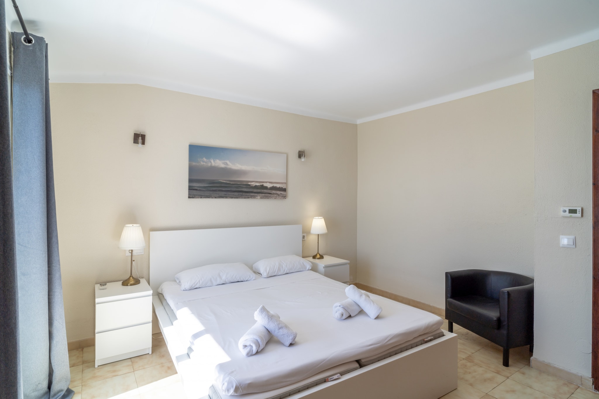 Villa Kenny Private Pool by Casasol-Schlafzimmer