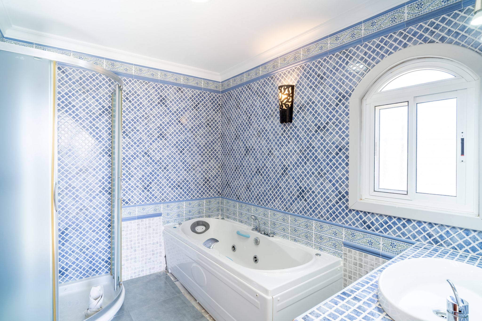 Villa Kenny Private Pool by Casasol-Badezimmer