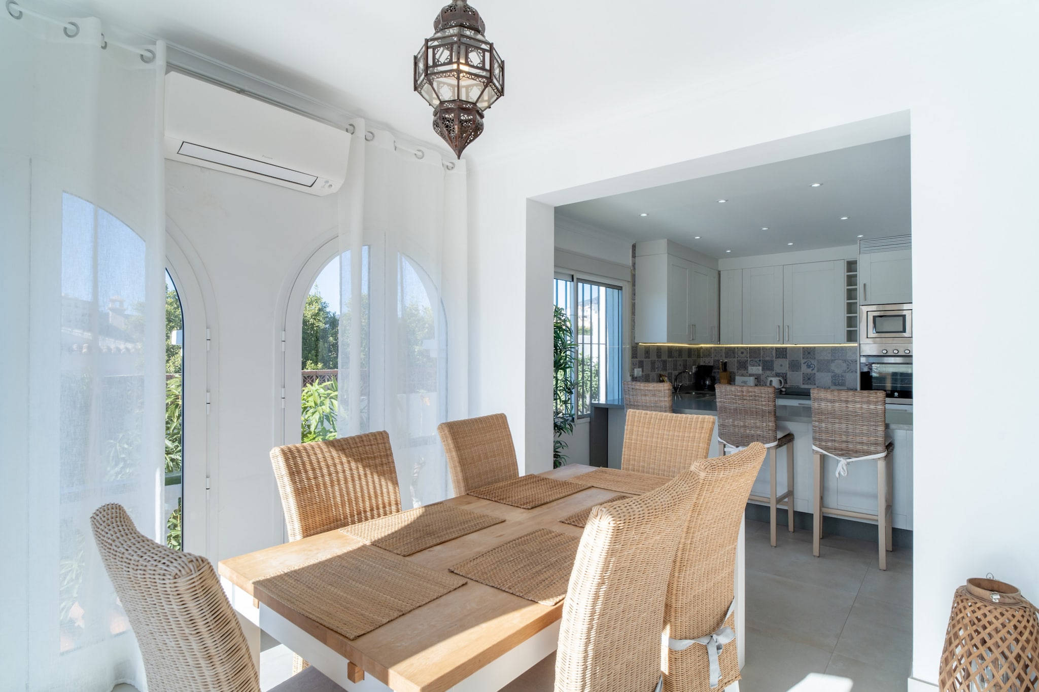 Villa Sandra Luxury Suite by Casasol-Esszimmer