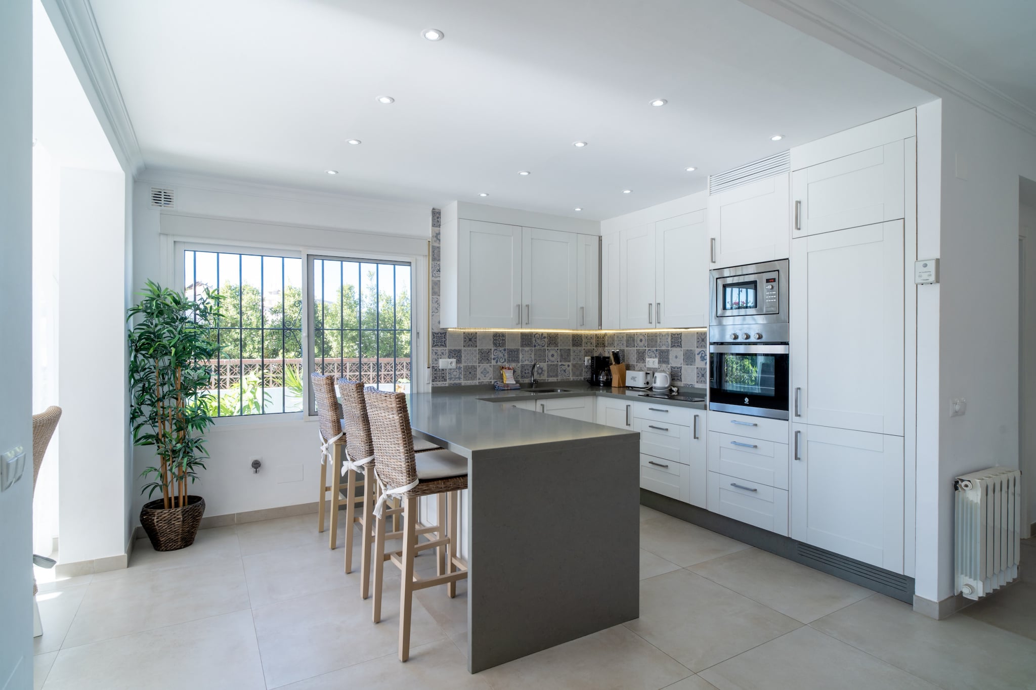 Villa Sandra Luxury Suite by Casasol-Küche