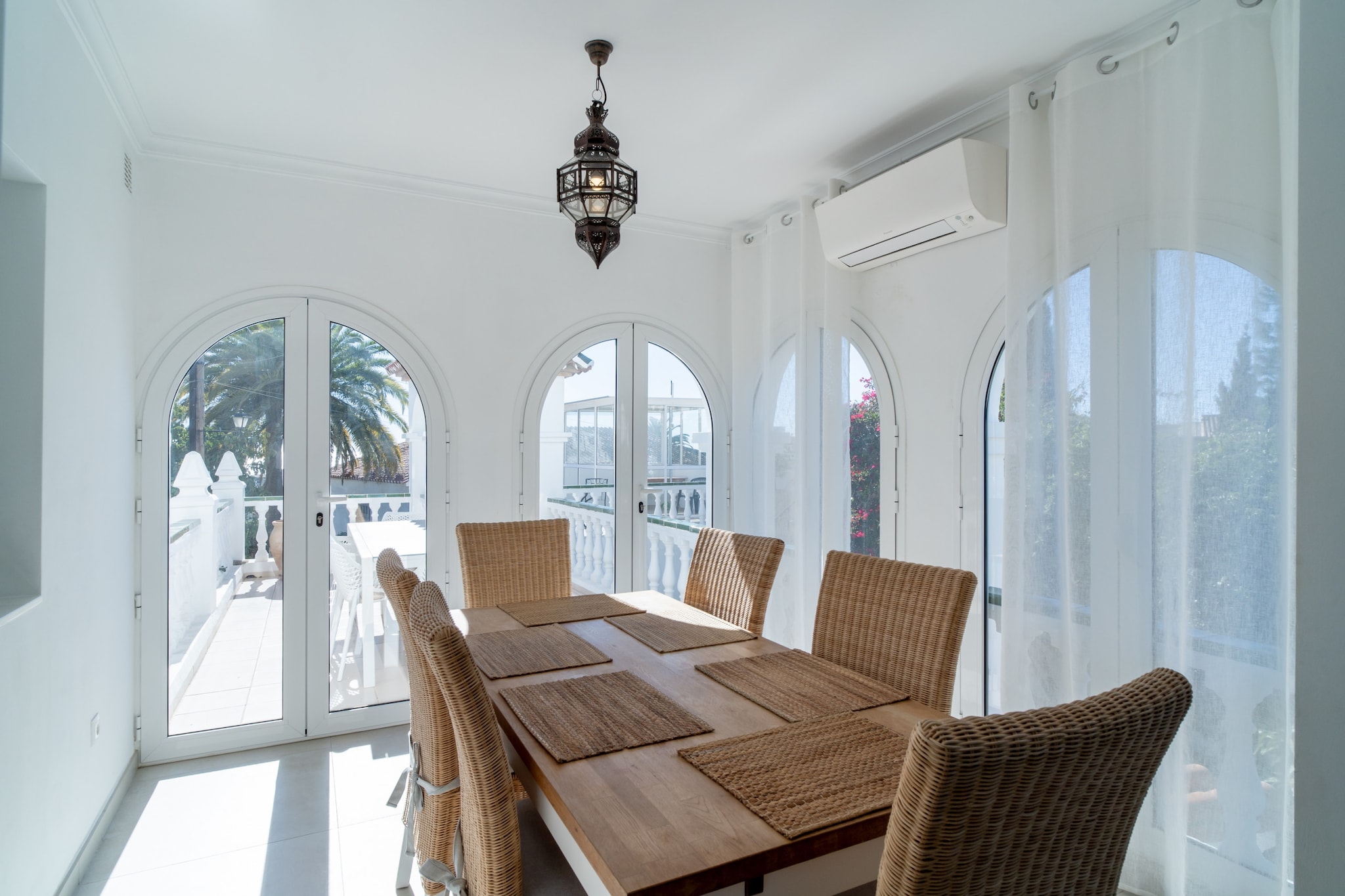 Villa Sandra Luxury Suite by Casasol-Esszimmer