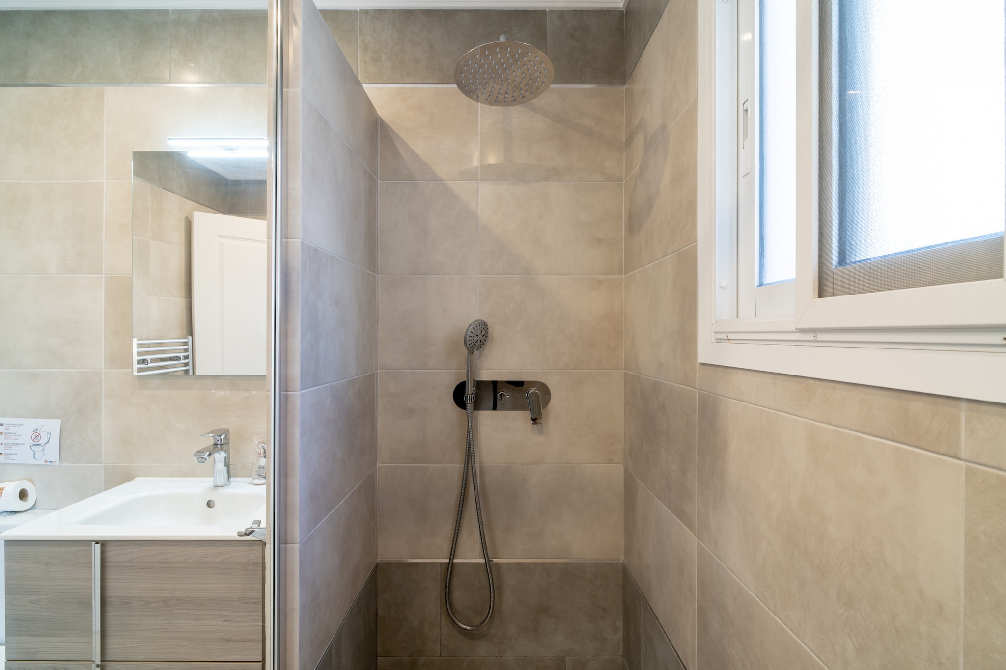 Villa Sandra Luxury Suite by Casasol-Badezimmer
