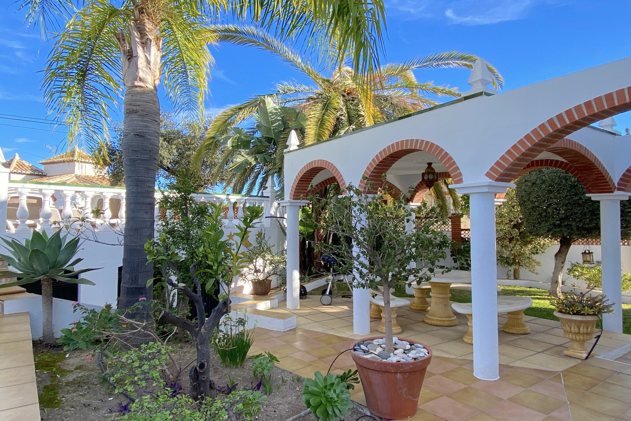 Villa Sandra Luxury Suite by Casasol-Außenbereich