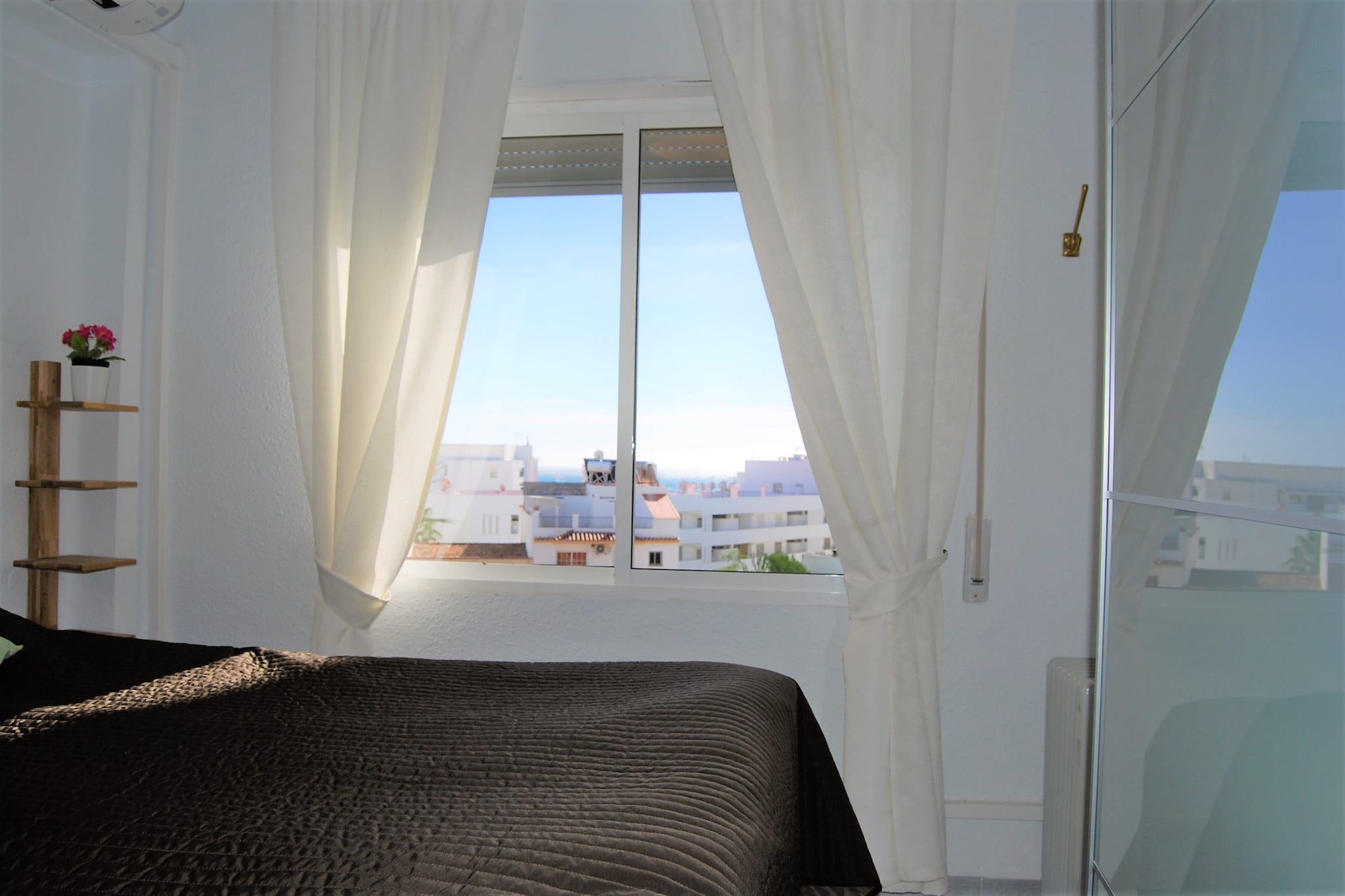 Coronado 124 Apartment by Casasol-Schlafzimmer