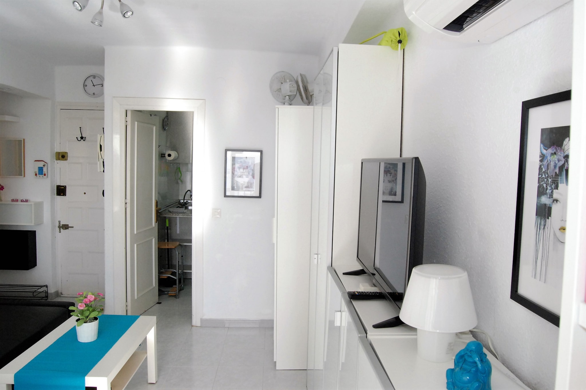 Coronado 124 Apartment by Casasol-Wohnzimmer