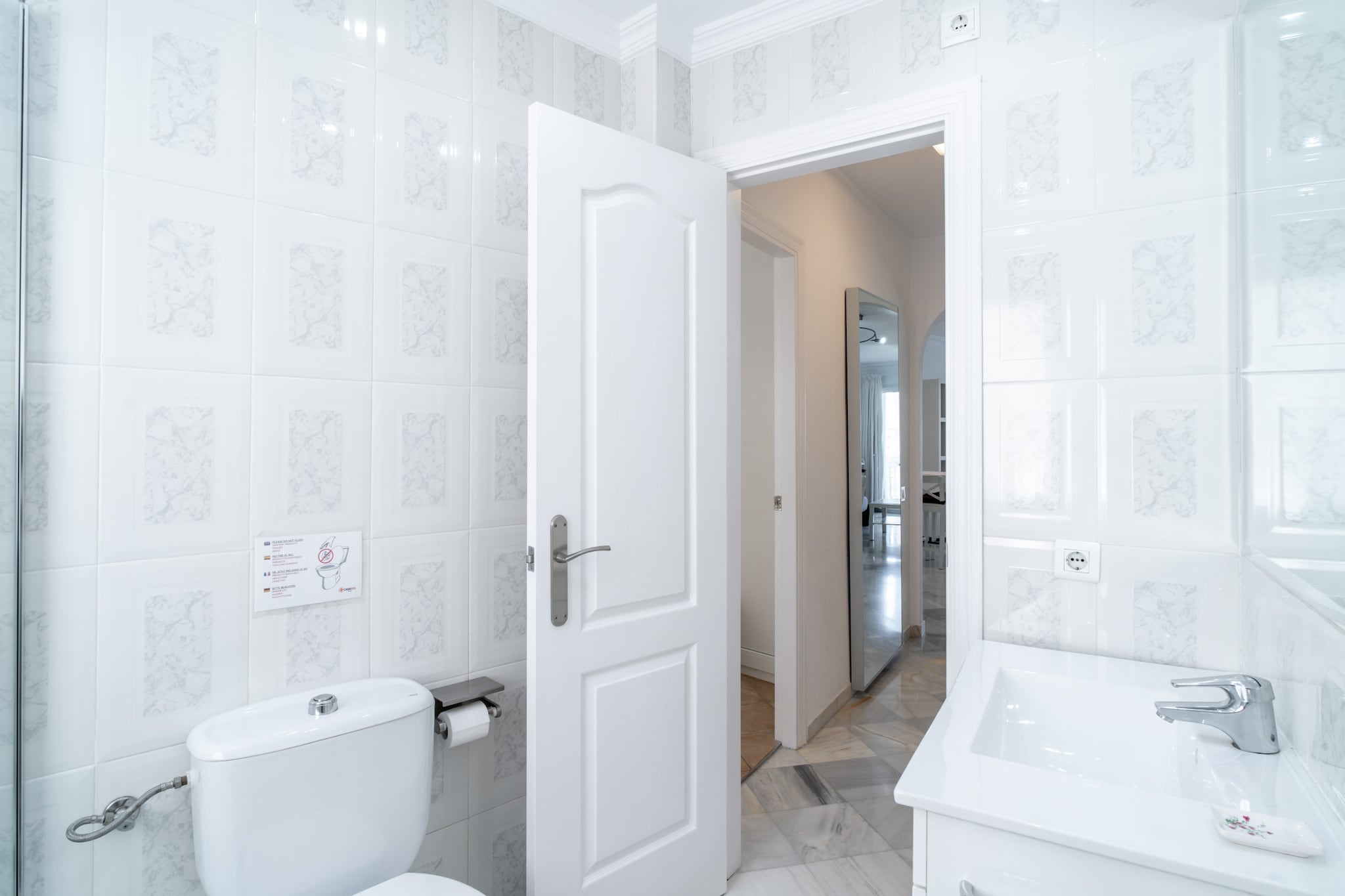 Stella Maris Beachfront B by Casasol-Badezimmer