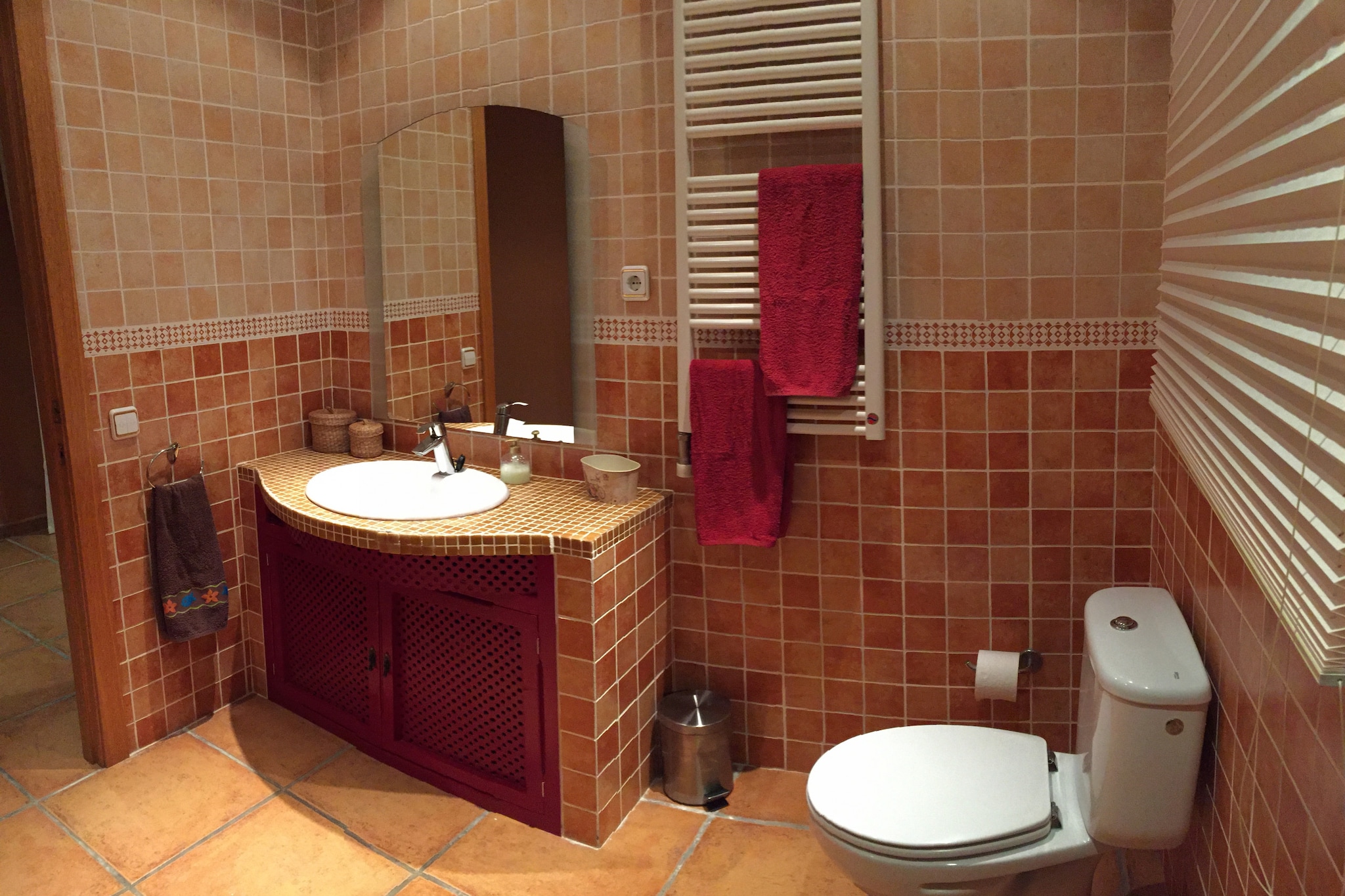 Vivalidays Villa Kiros-Badezimmer