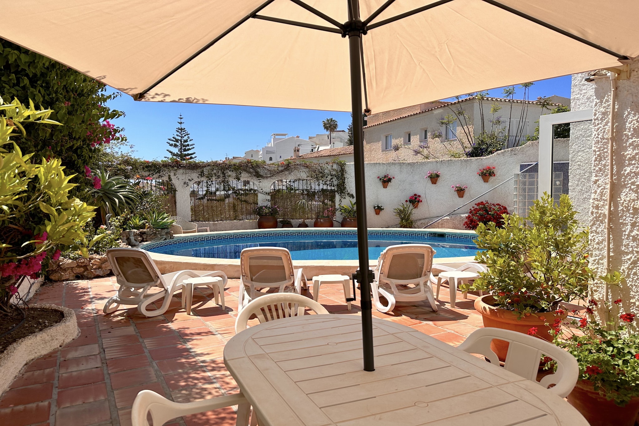 Chimenea 15 Private Pool and Parking by Casasol-Schwimmbad