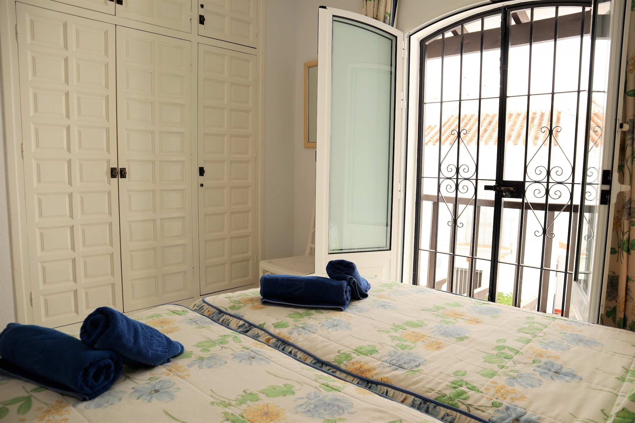 Los Pinos 29 Villas by Casasol-Schlafzimmer