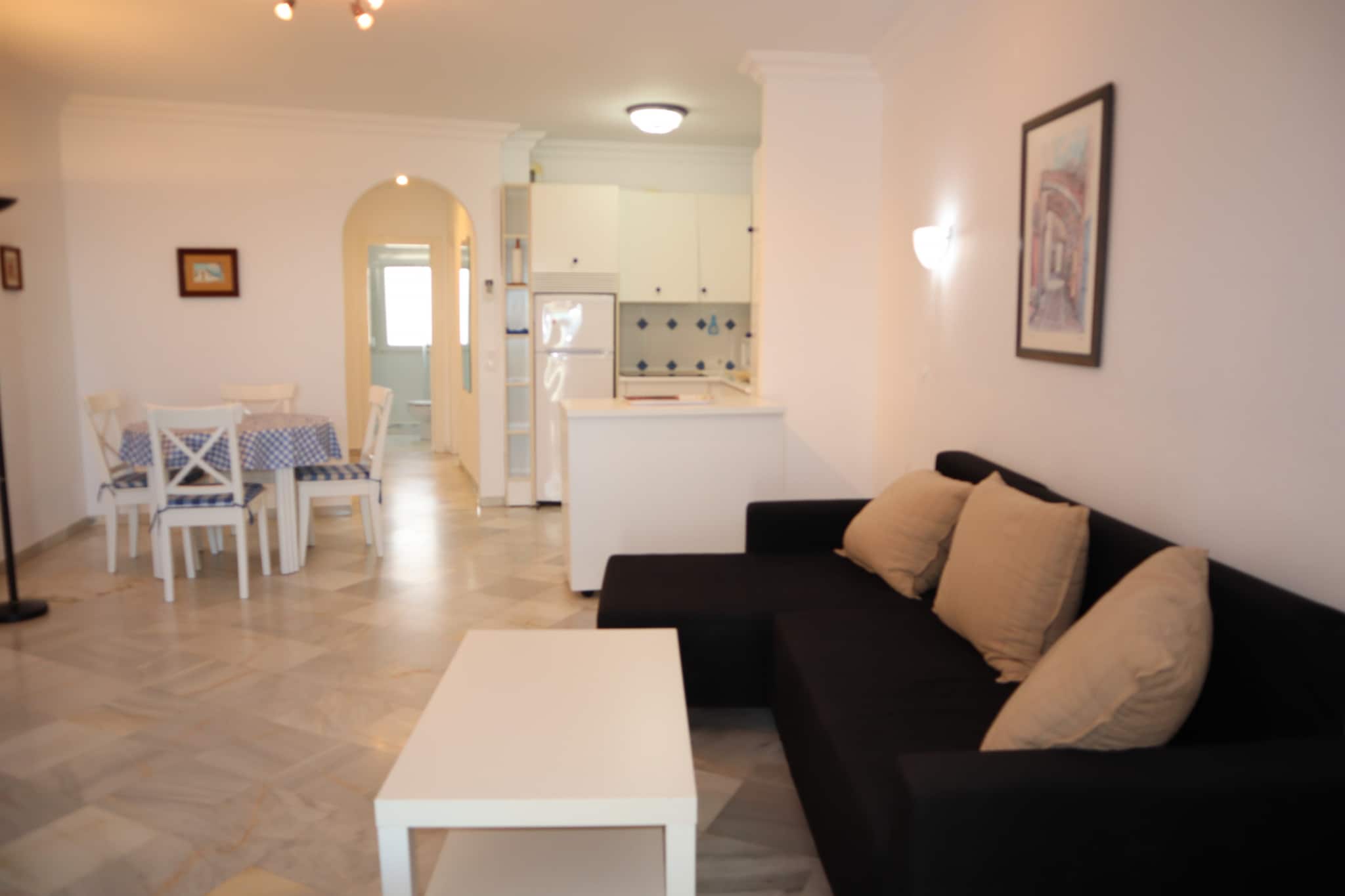 Stella Maris Beachfront 1B by Casasol-Wohnzimmer