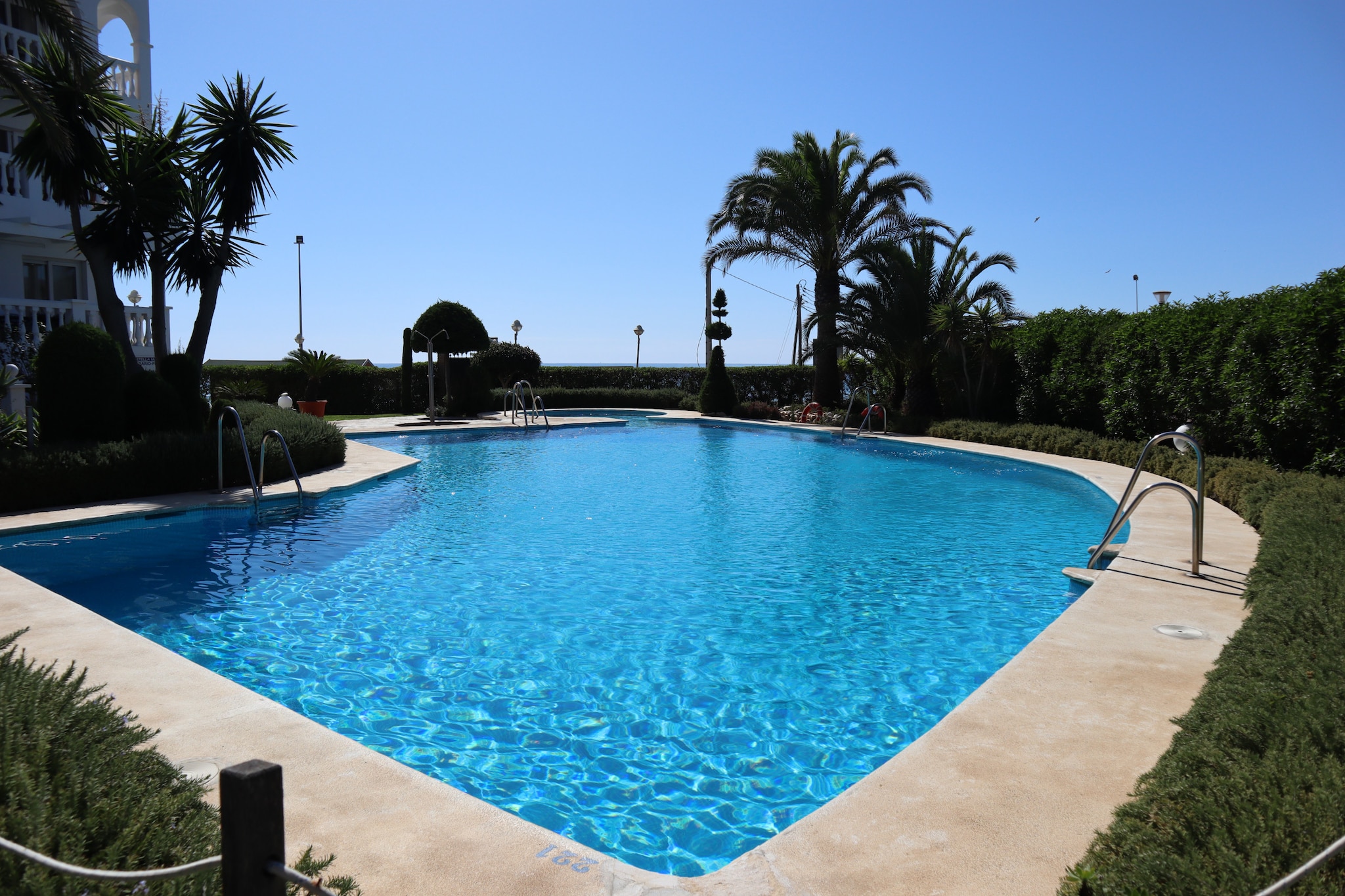 Stella Maris Beachfront 1B by Casasol-Schwimmbad