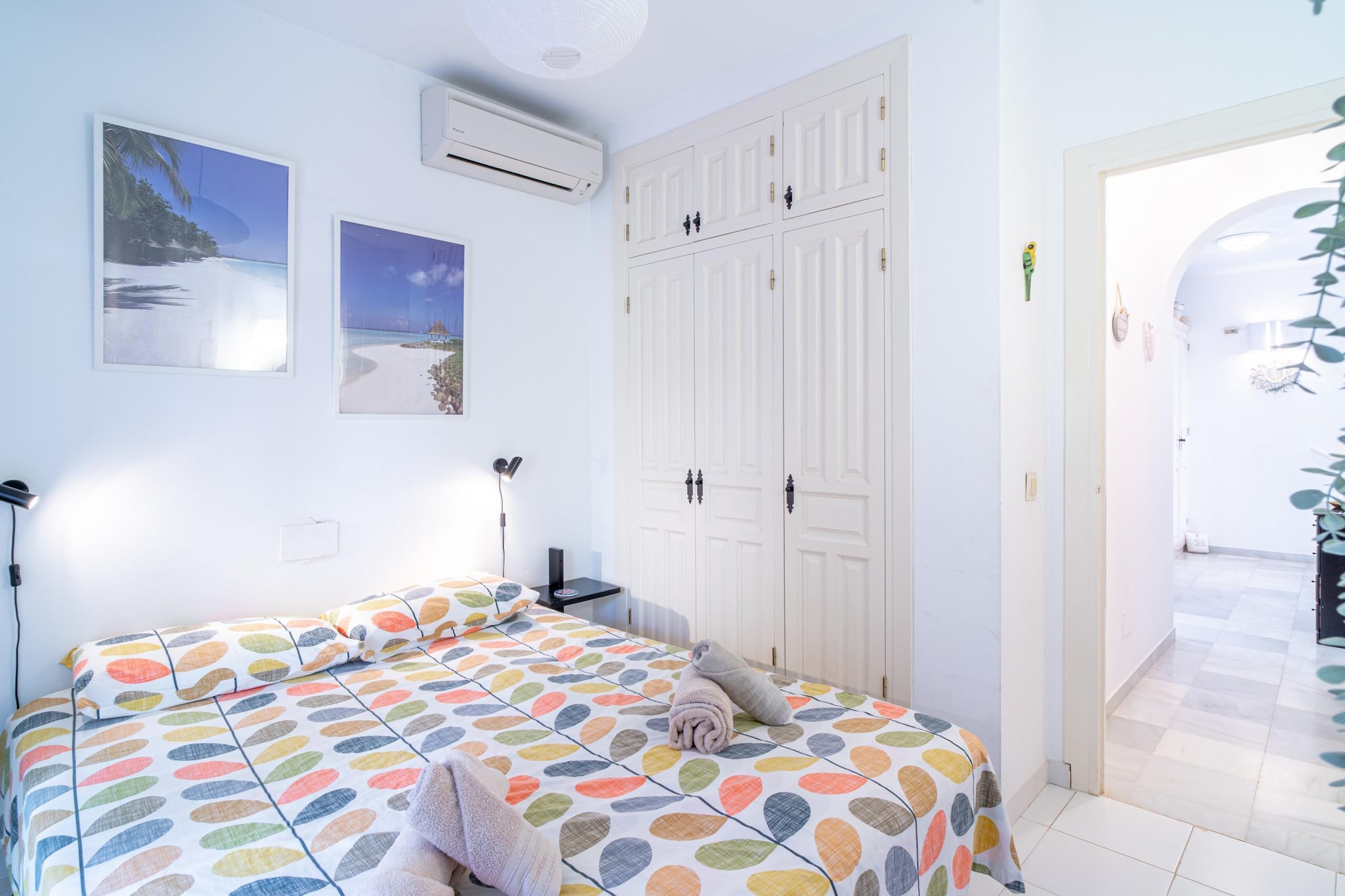 Casa Corazon Burriana by Casasol-Schlafzimmer